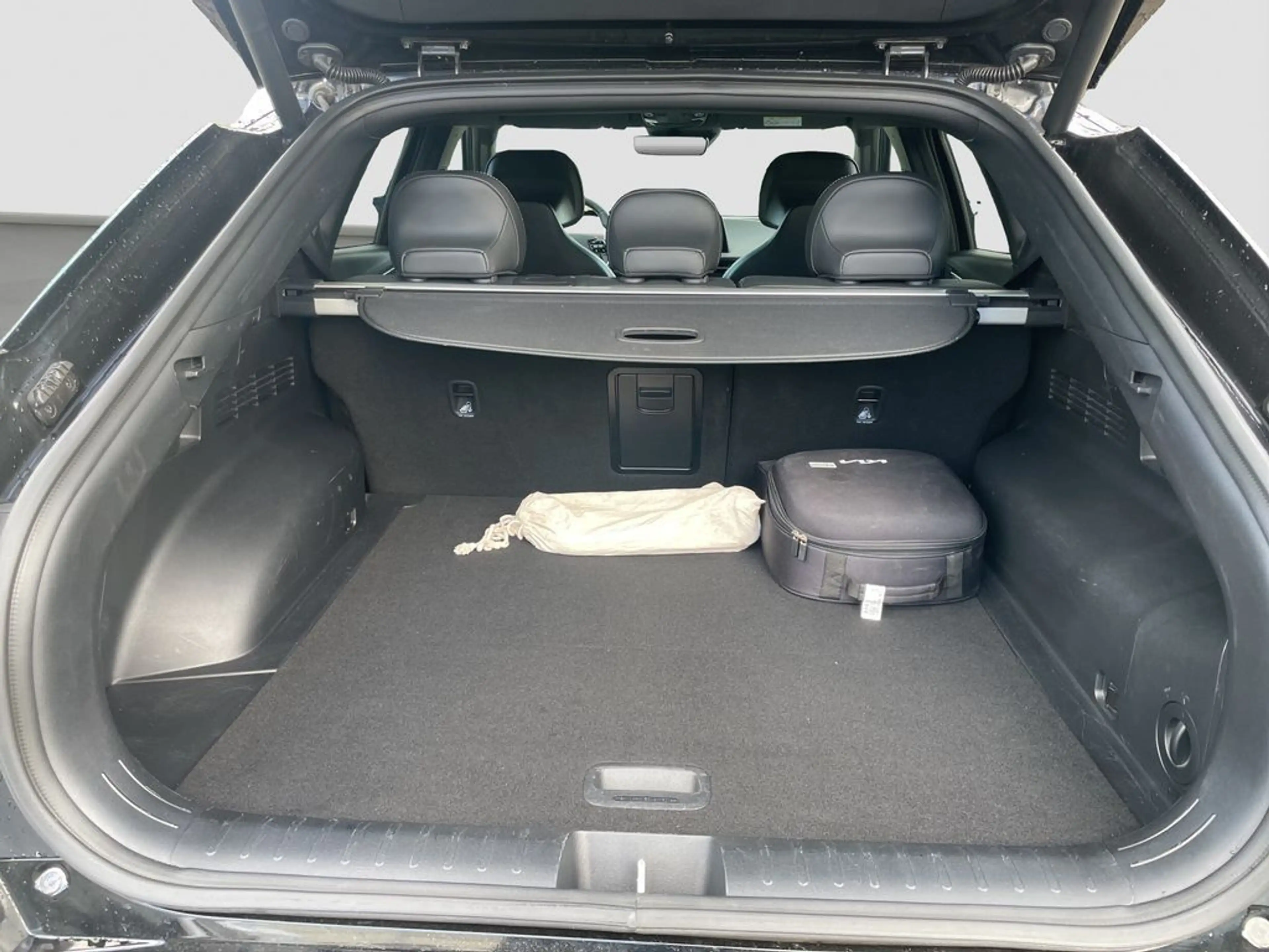 Kia EV6 GT-Line 4WD 77,4 kWh 239 kW Assist+ Sound WP — photo 9