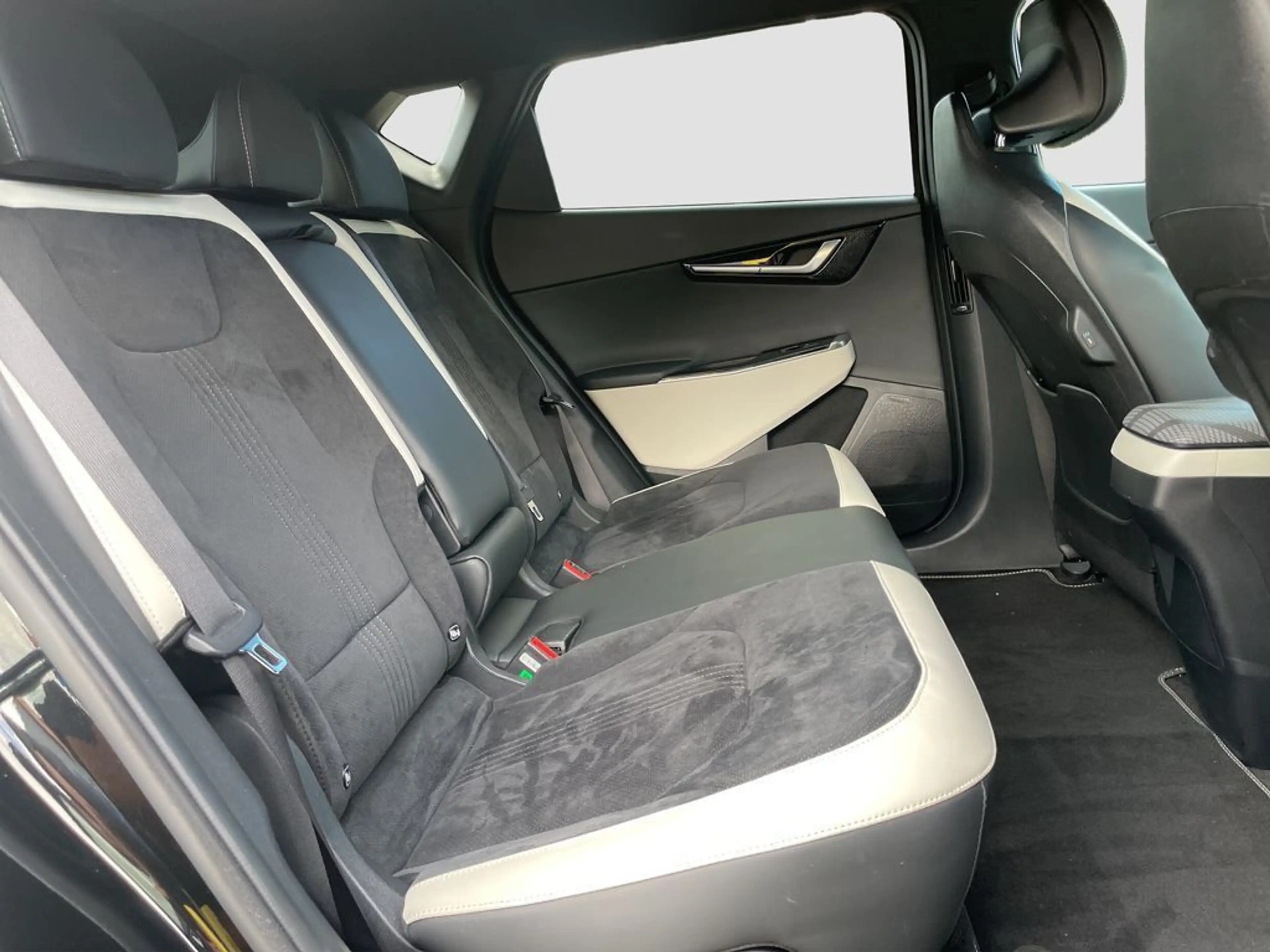Kia EV6 GT-Line 4WD 77,4 kWh 239 kW Assist+ Sound WP — photo 7