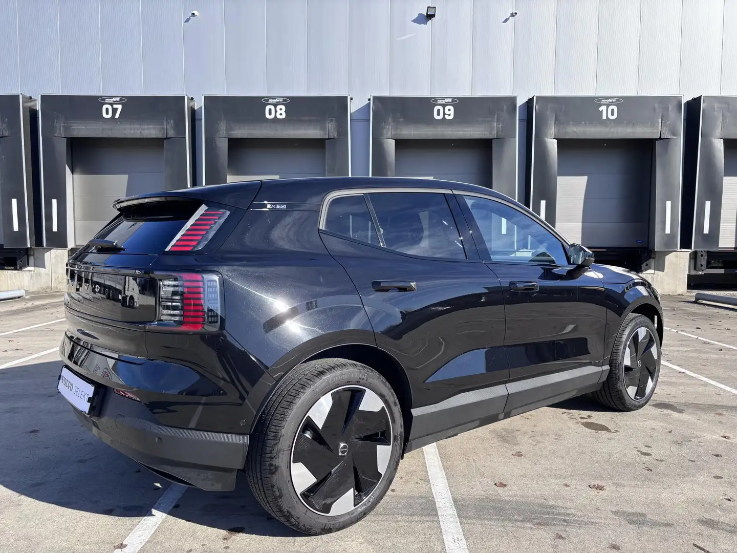 Volvo EX30 Single Motor Extended Range Ultra 69 kWh | Harman/ Zwart - 2