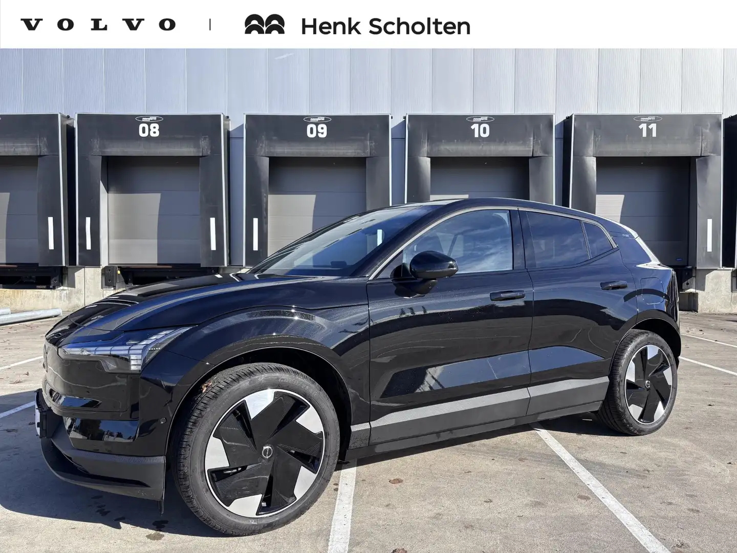 Volvo EX30 Single Motor Extended Range Ultra 69 kWh | Harman/ Zwart - 1