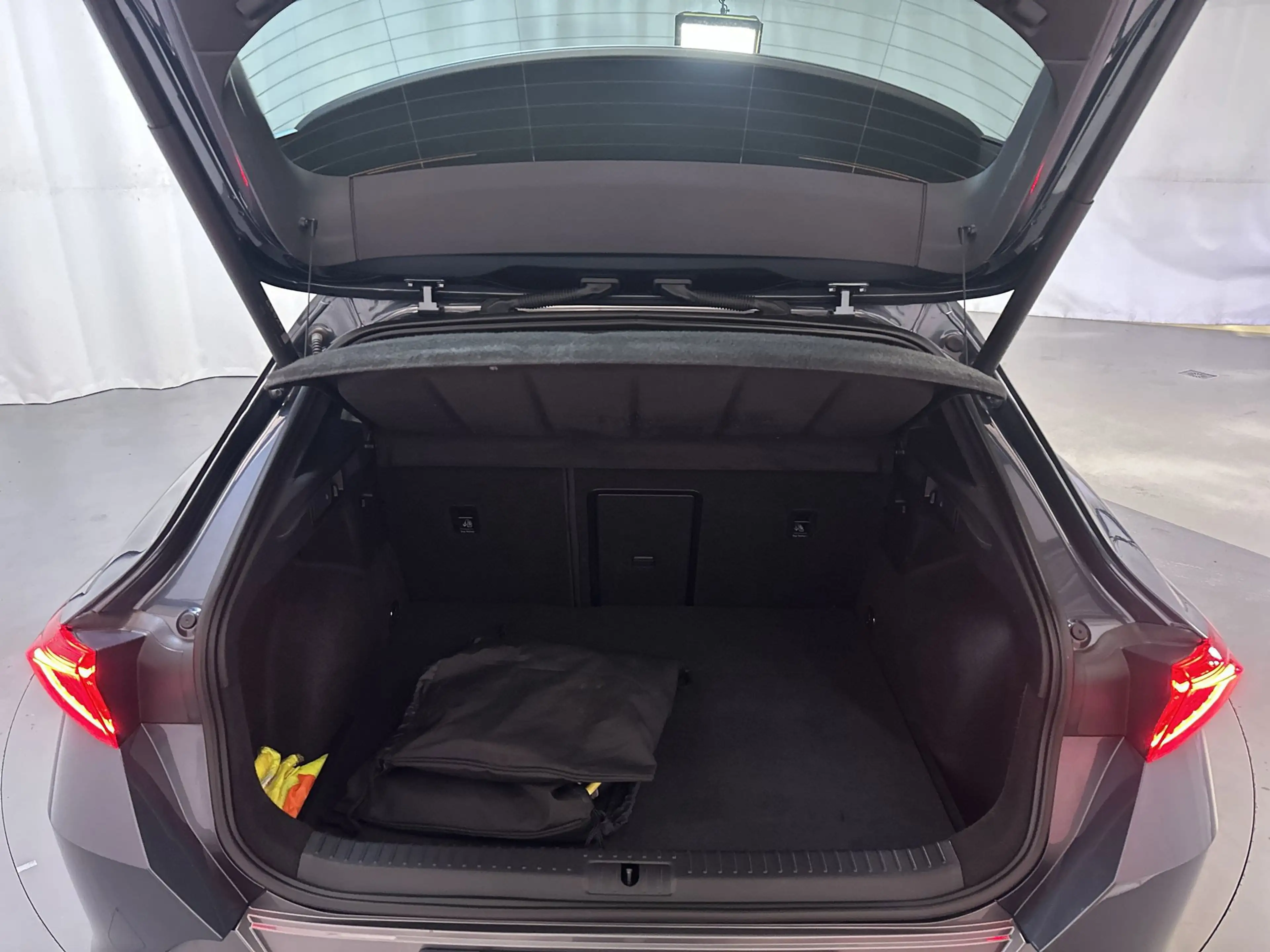 CUPRA Formentor 1.4 e-Hybrid Business Camera Panoramadak Sfeerverl — photo 19