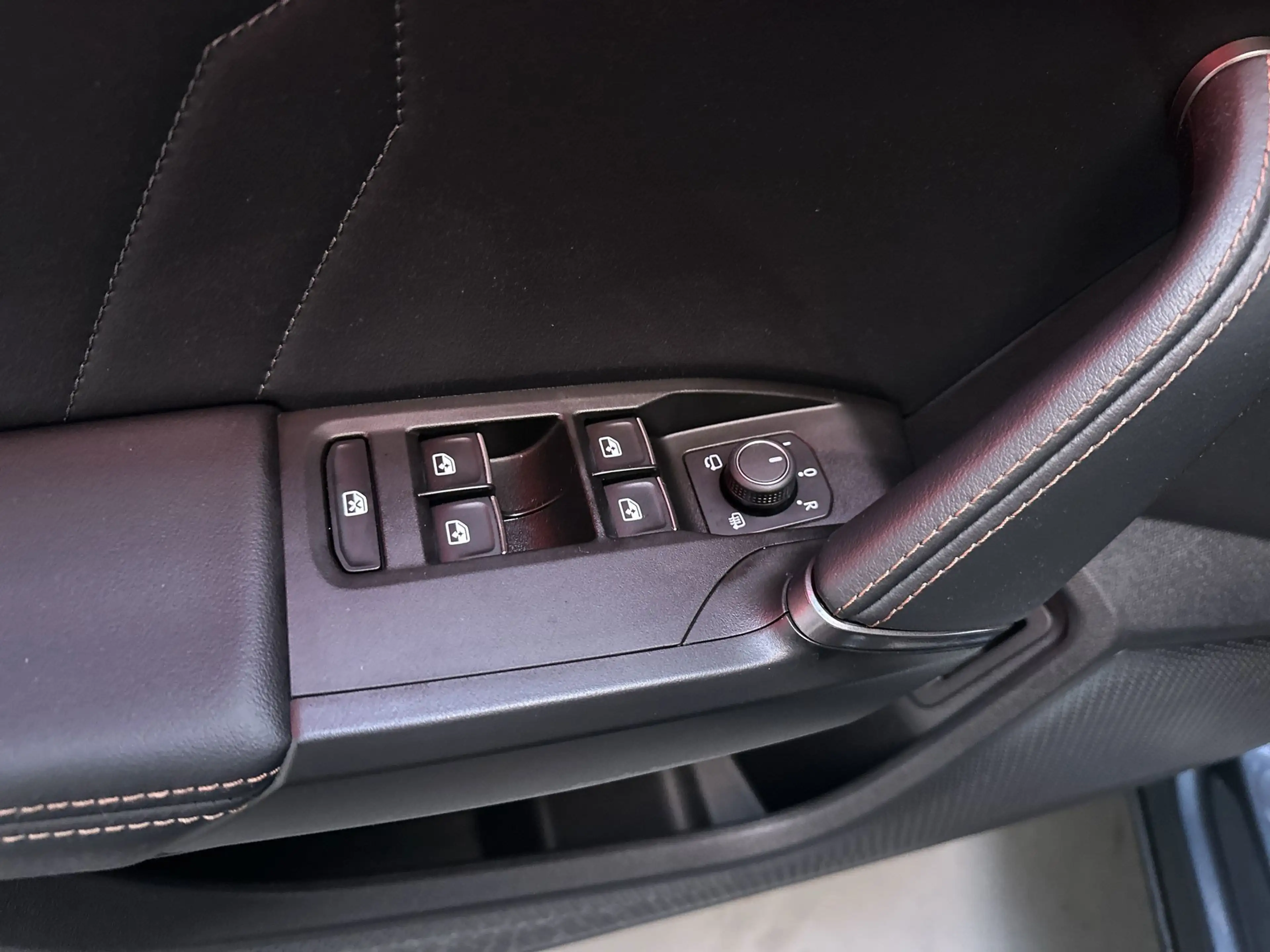 CUPRA Formentor 1.4 e-Hybrid Business Camera Panoramadak Sfeerverl — photo 21