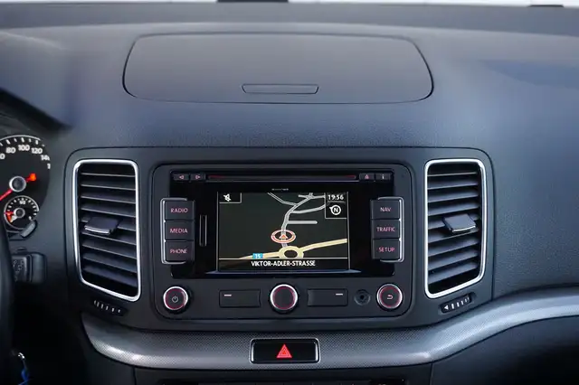 Volkswagen Sharan view 14