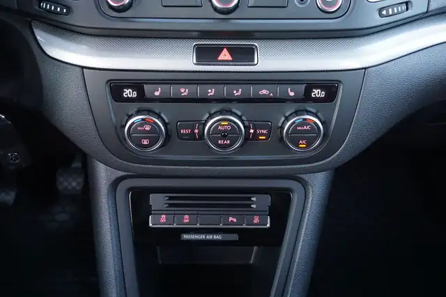 Volkswagen Sharan view 15
