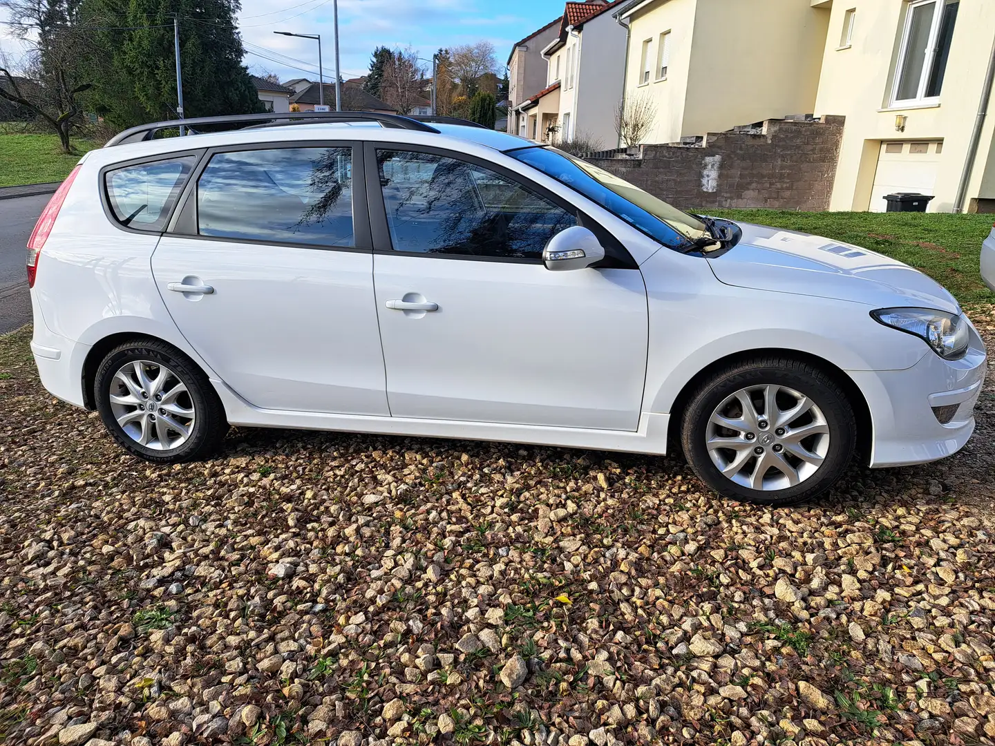 Hyundai i30 i30 CW 1.6 CRDi 115 Pack Sensation - 2