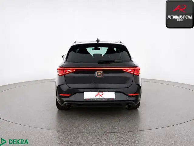 Cupra Leon view 4