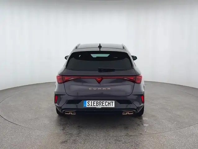 Cupra Leon view 4