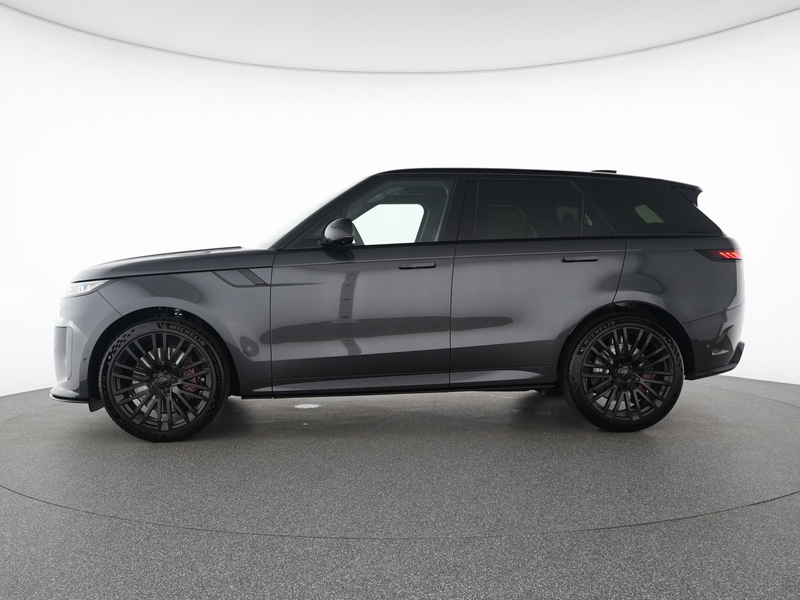 Land Rover Range Rover Sport P635 SV *635 PS / 290 km/h* — photo 11