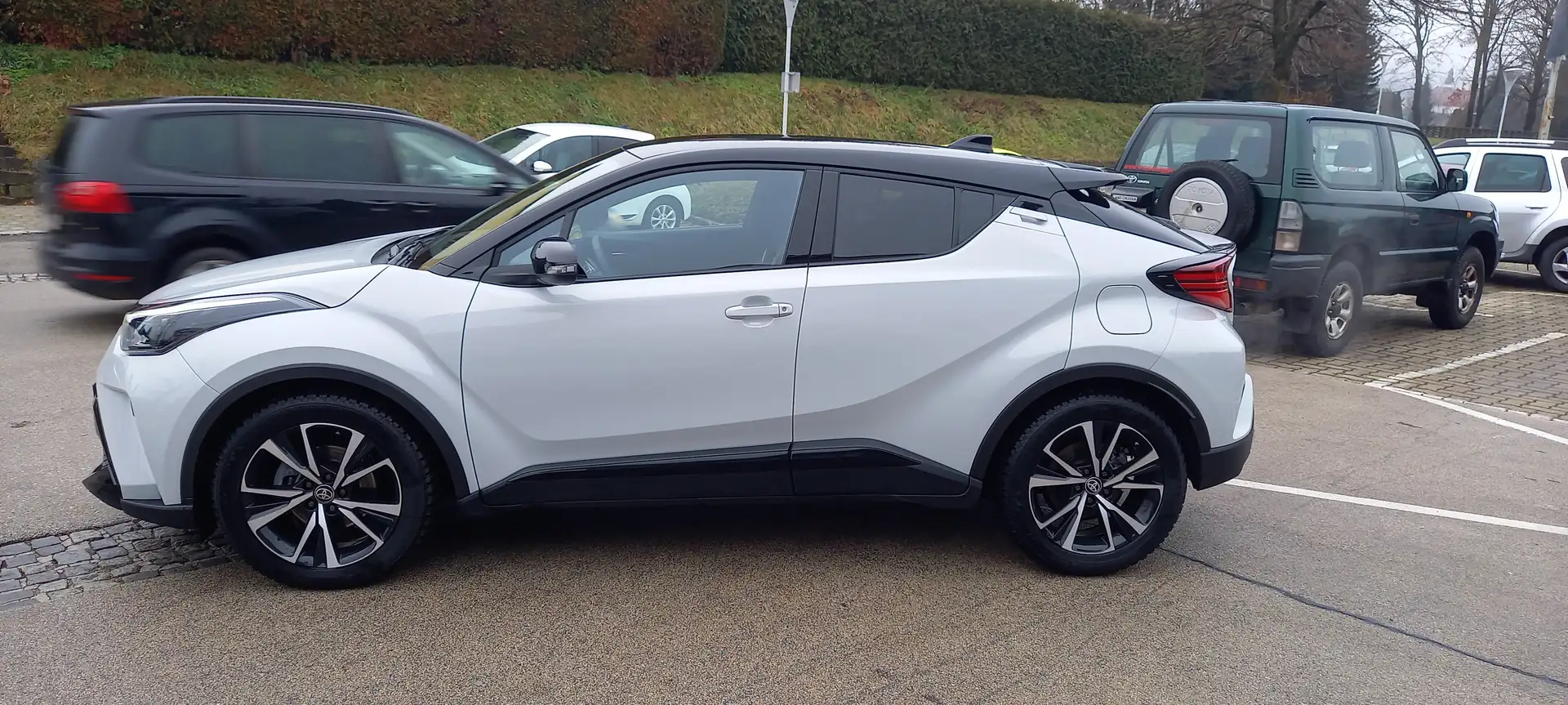 Toyota C-HR 2,0 Hybrid GR-SPORT CVT Gris - 2