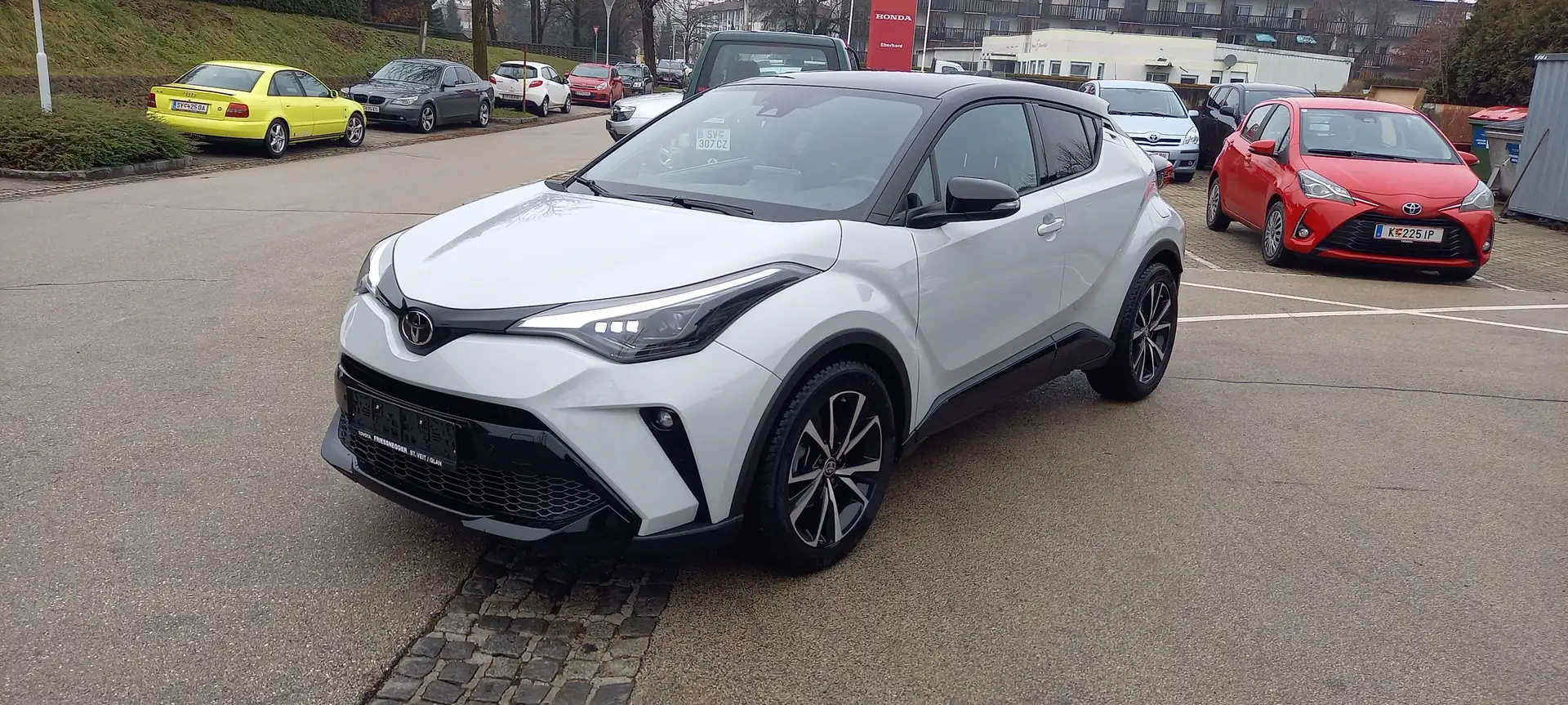 Toyota C-HR 2,0 Hybrid GR-SPORT CVT Gris - 1