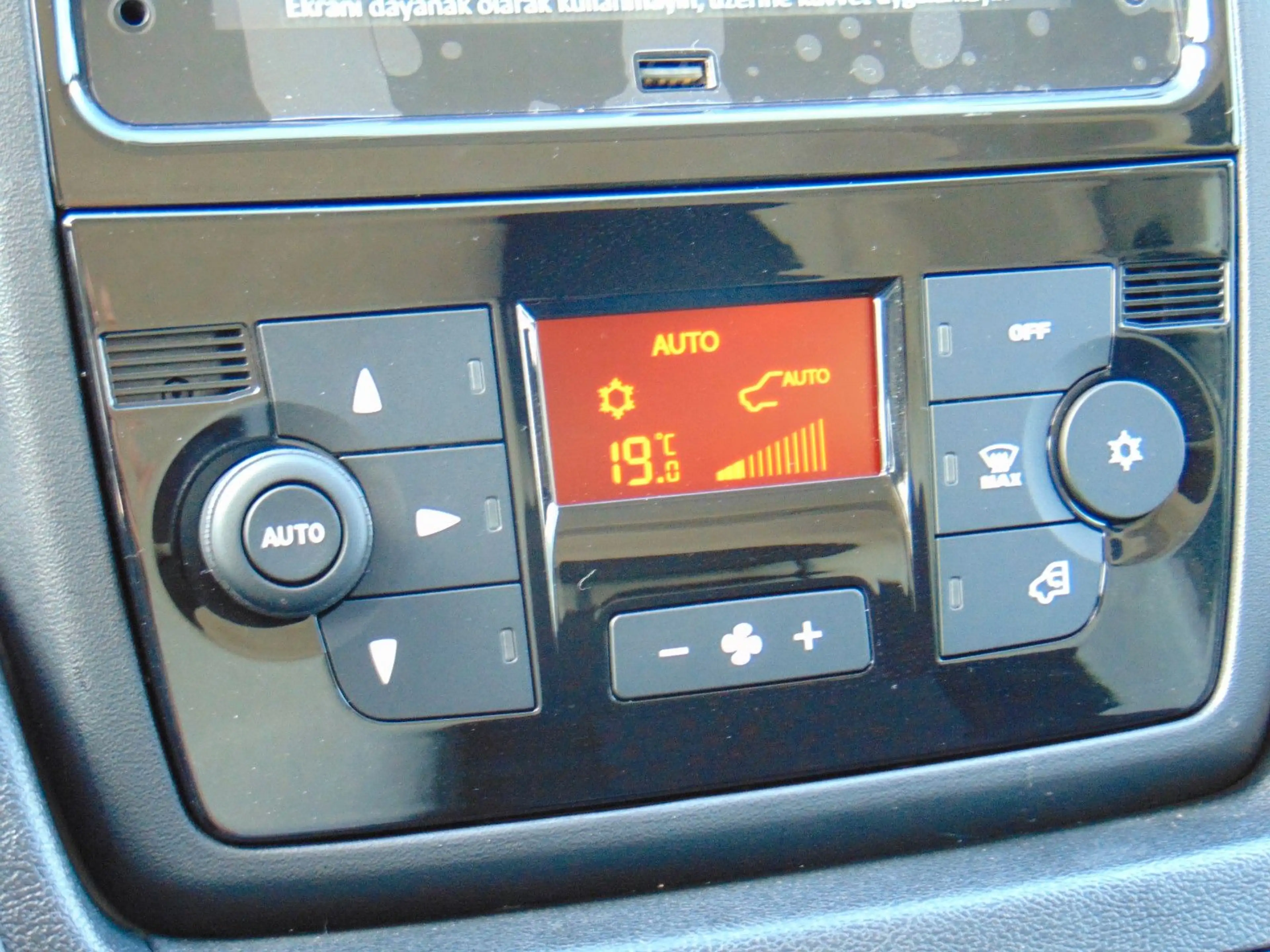 Peugeot Boxer Kasten Hochraum 335 L2H2 BlueHDi — photo 15