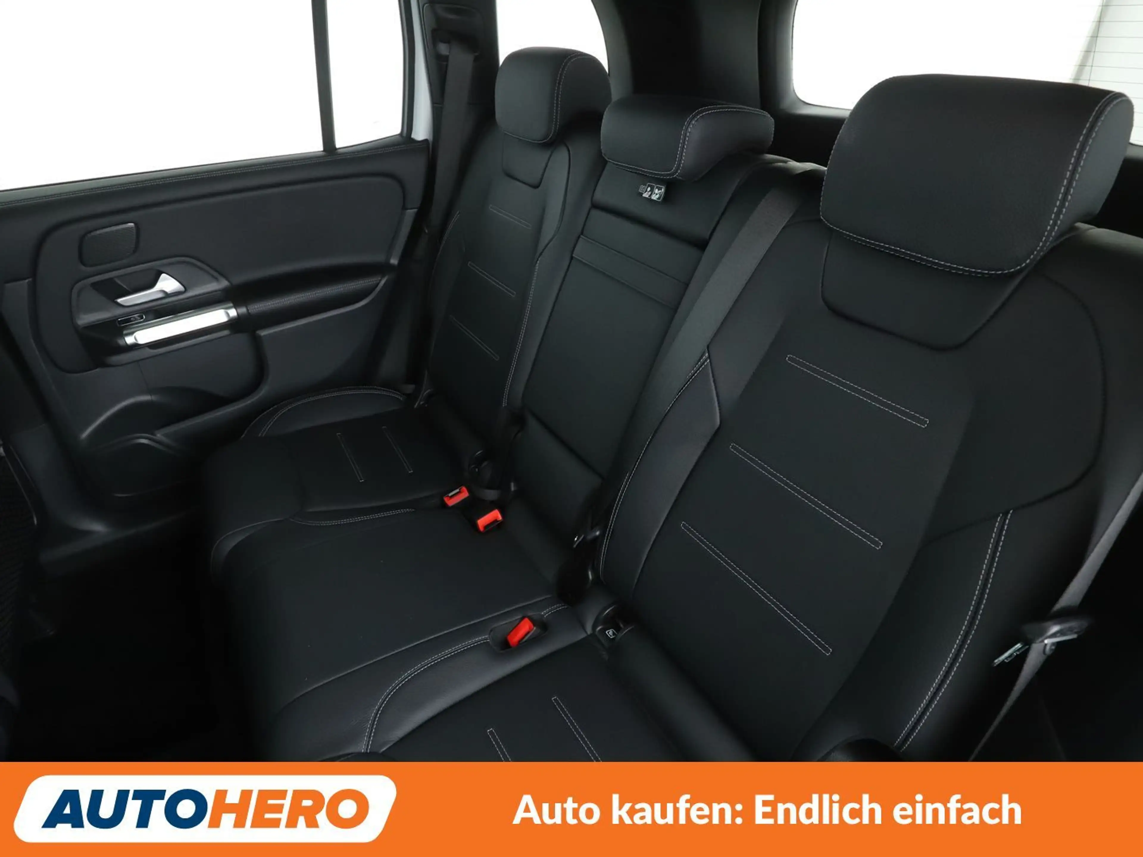 Mercedes-Benz GLB 250 GLB 250 Mild-Hybrid 4Matic AMG Line Aut.*NAVI*LED* — photo 14