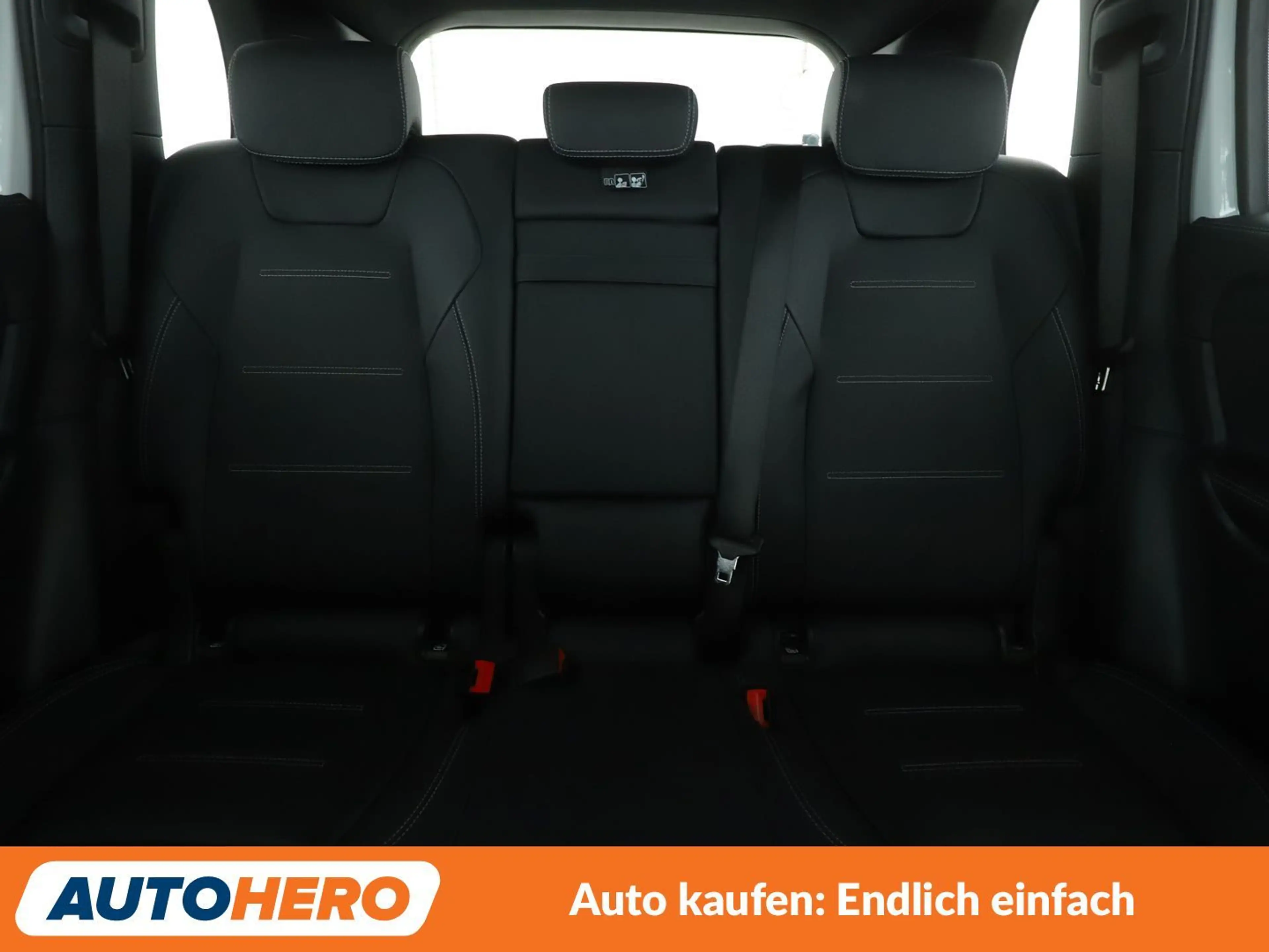 Mercedes-Benz GLB 250 GLB 250 Mild-Hybrid 4Matic AMG Line Aut.*NAVI*LED* — photo 15