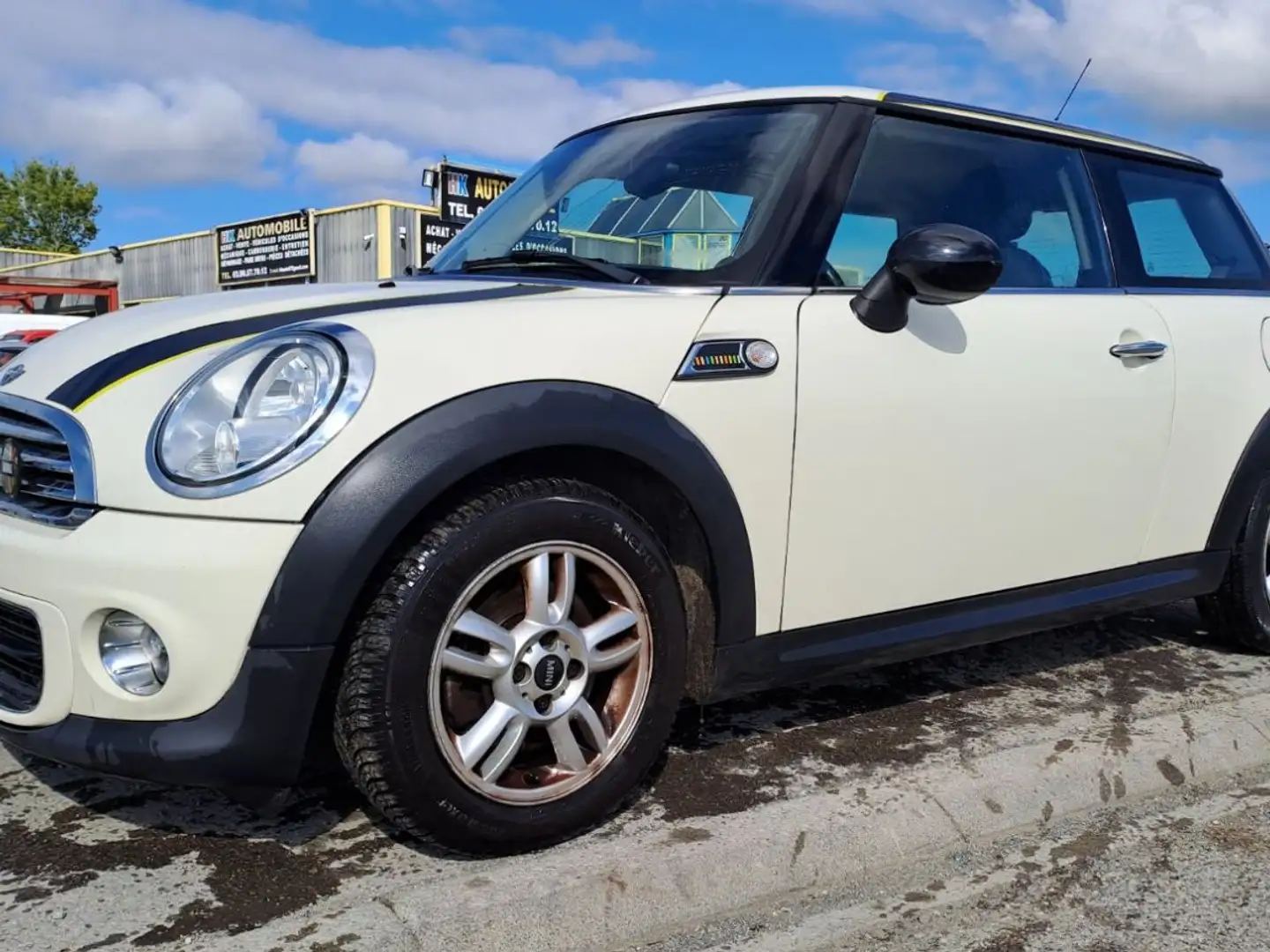 MINI One 2 1.6 i 75 cv Beige - 1