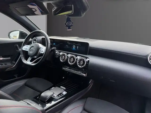 Mercedes-Benz A-Class view 9