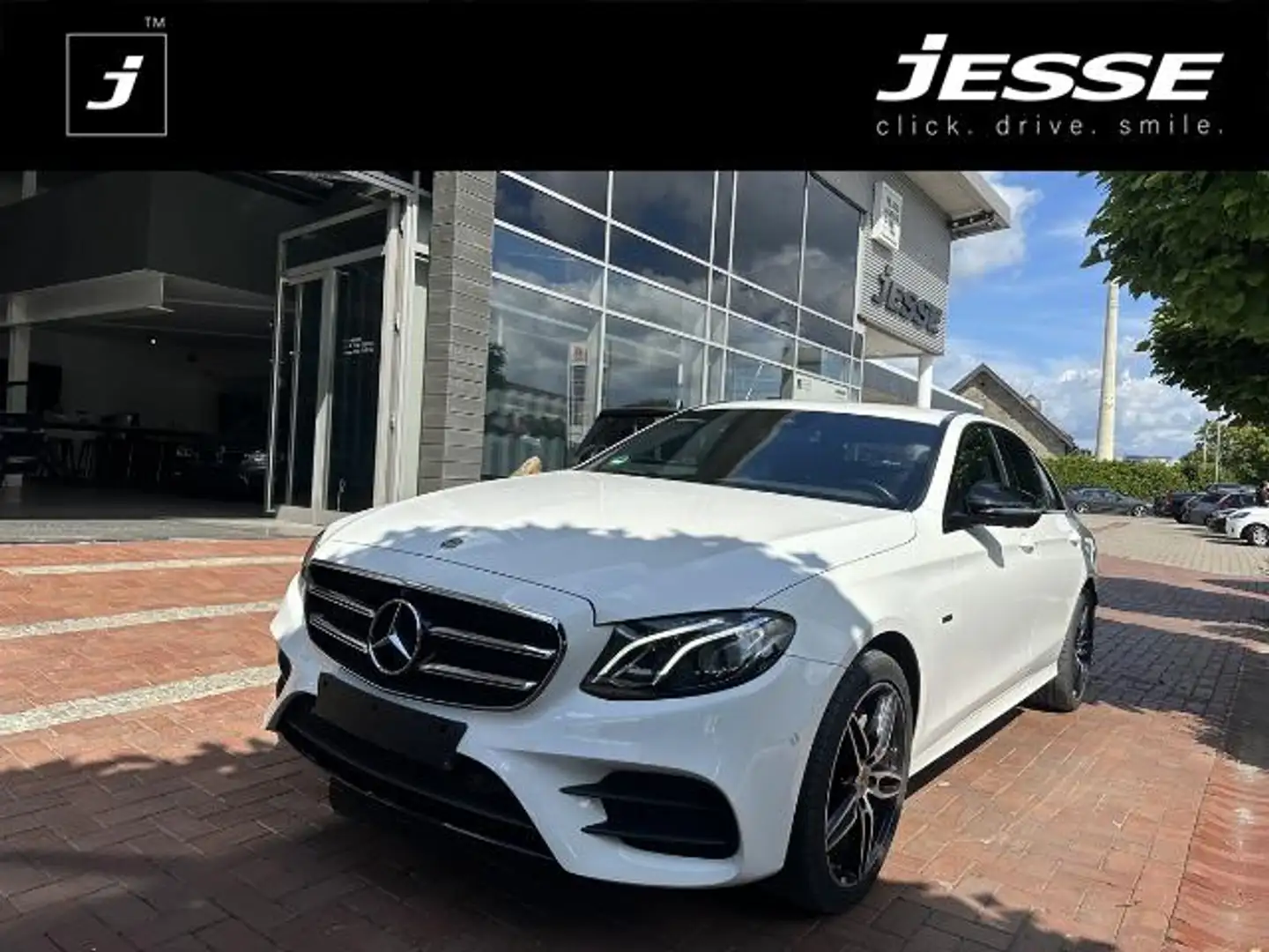 Mercedes-Benz E 350 e AMG Line LED Temp Navi 360° - 1