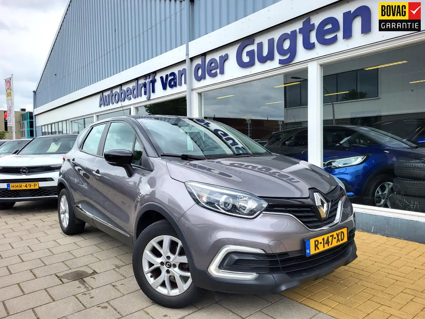 Renault Captur 0.9 TCe Life / 46.000 Km / Airco / Stoelverwarming Gris - 1