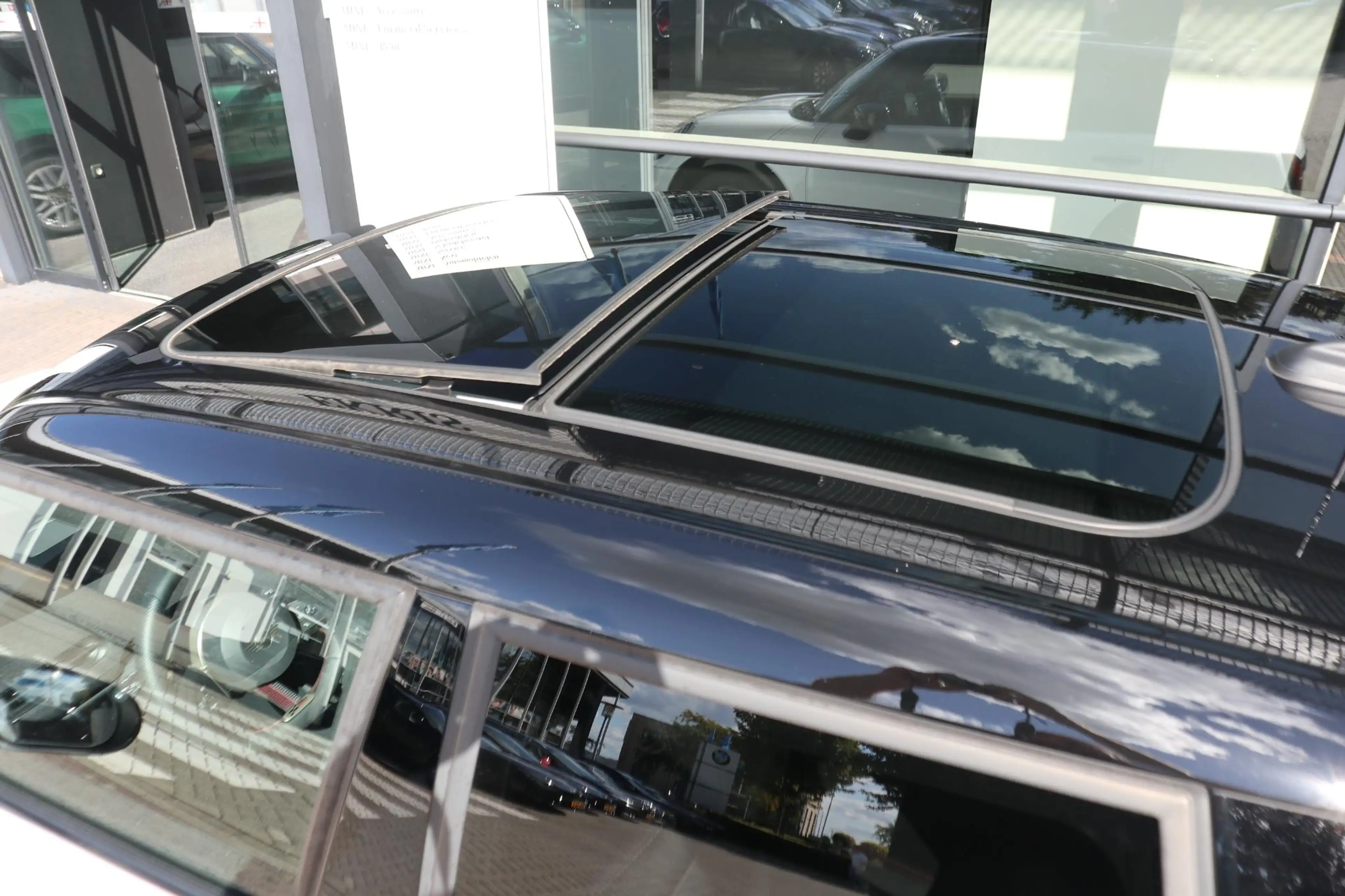 MINI Cooper C 5-Deurs | John Cooper Works uitvoering + Pakket M — photo 9