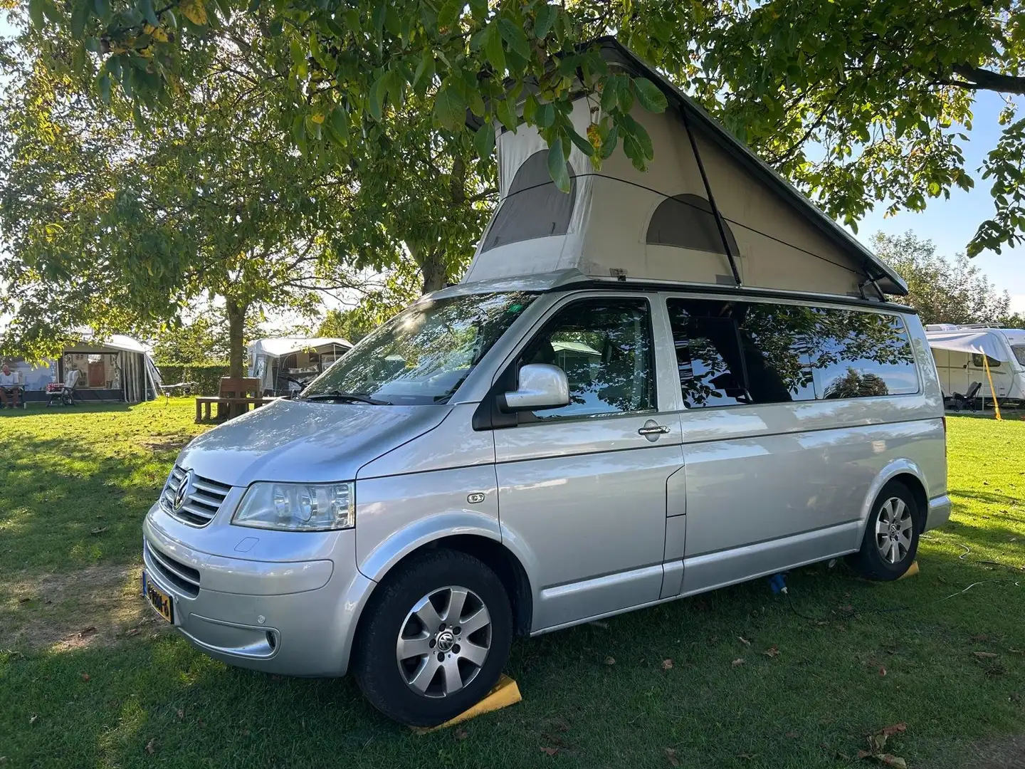 Volkswagen T5 Transporter Camper Zilver - 2