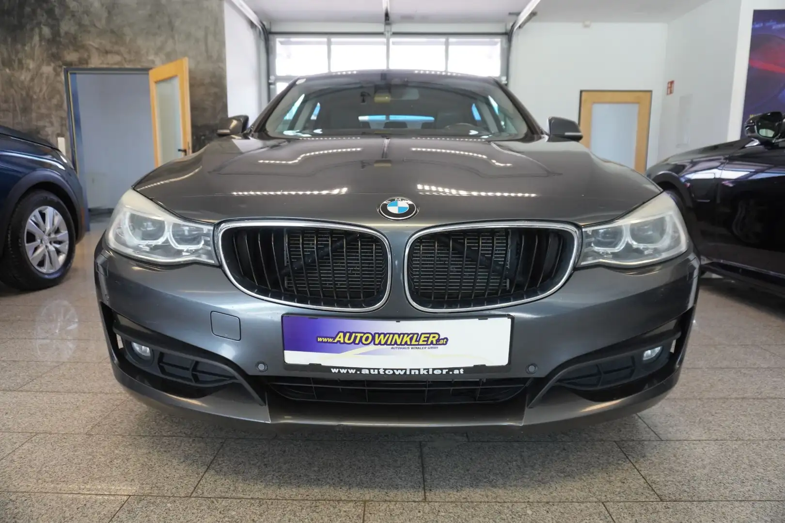 BMW 320 320d GT xDrive Headup/Navi-Prov/Leder/Sportsitz Grau - 2