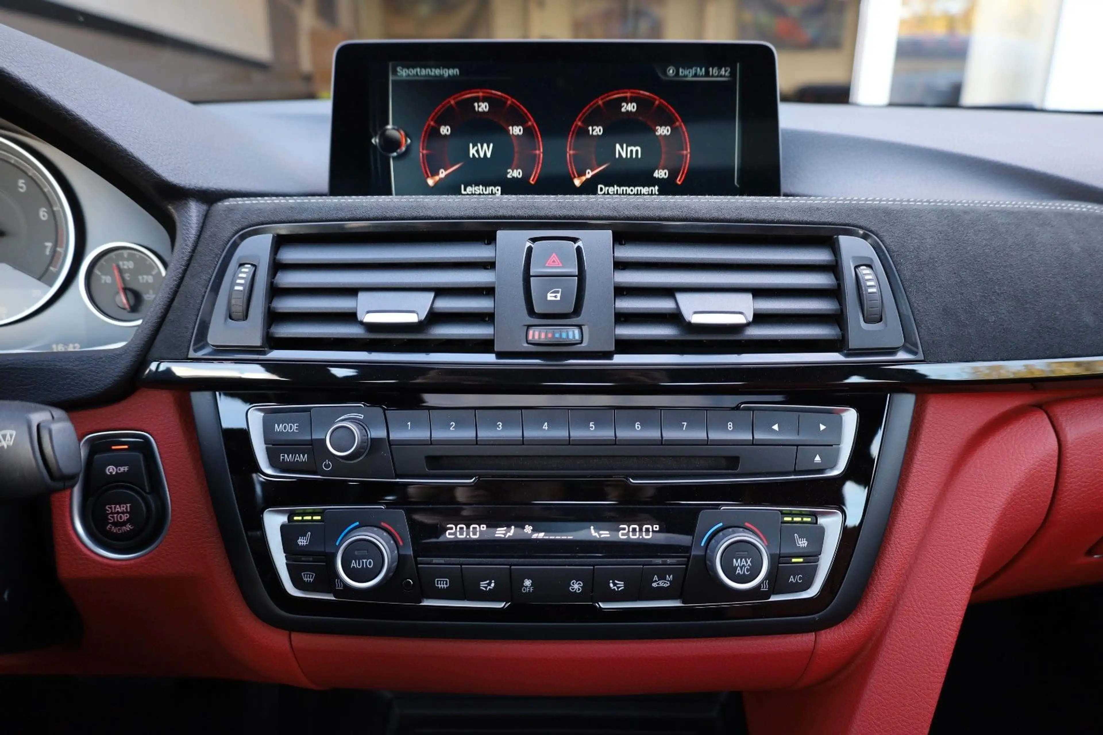 BMW 440 i xDrive Coupé/360*/HUD/HK/SBD/SHZ/LHZ/R20 — photo 14
