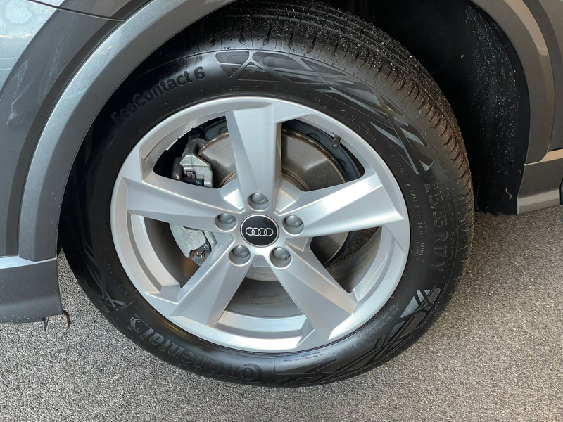 Audi Q2 35 TFSI S Edition — photo 14