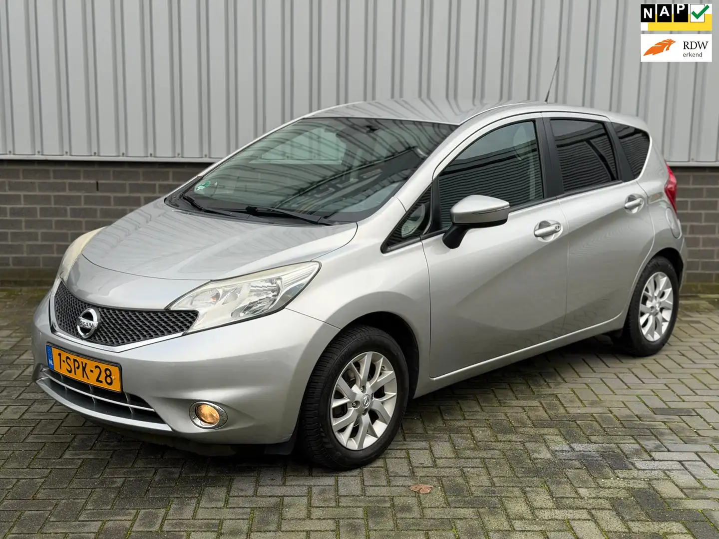 Nissan Note 1.2 Connect Edition |Navi|Airco|CruiseCtrl|Camera| Gris - 1