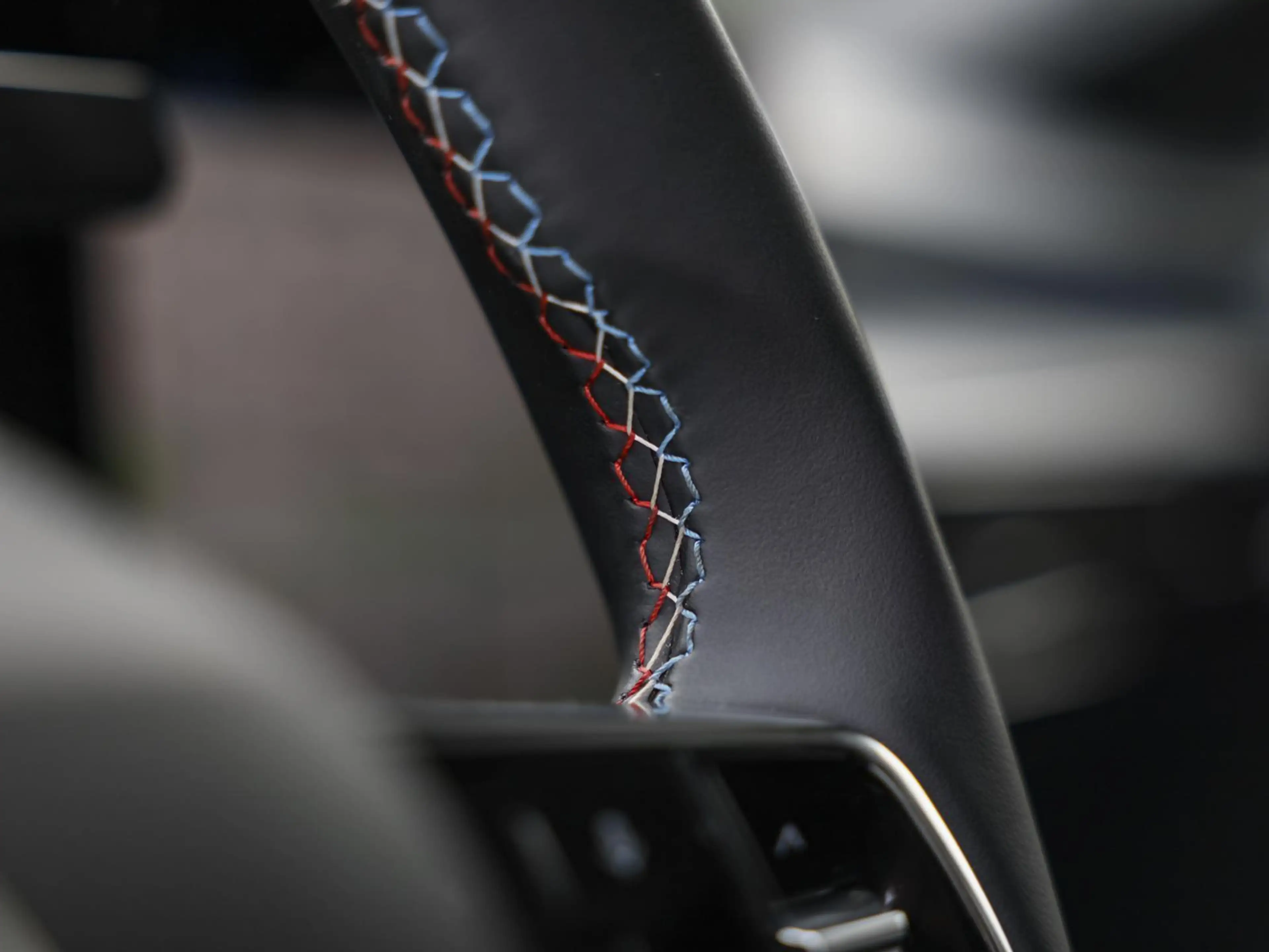 Renault Rafale E-Tech 200 Esprit Alpine NAVI — photo 15