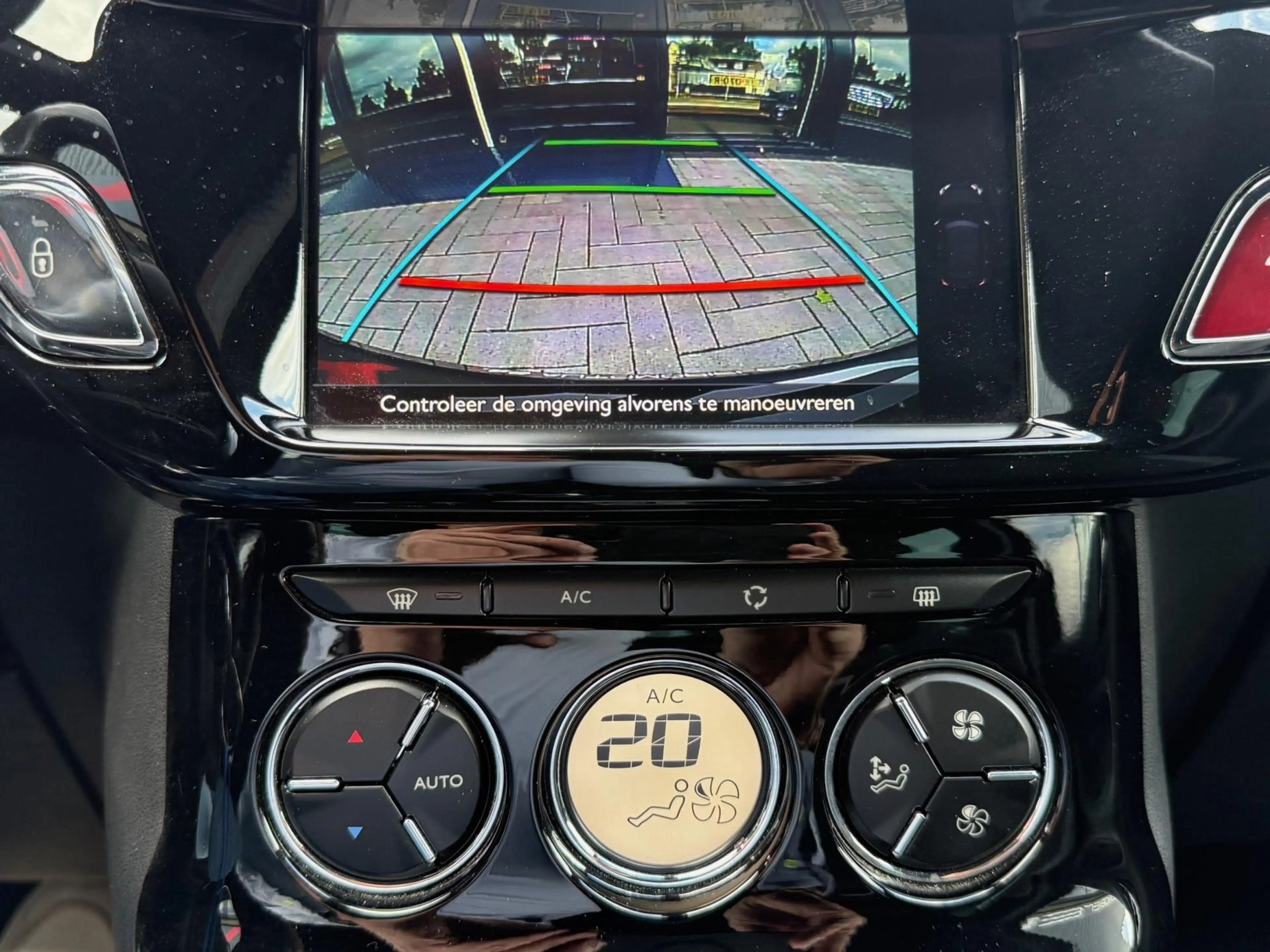 DS Automobiles DS 3 1.6 Performance 208PK Navi Carplay Led Camera — photo 13