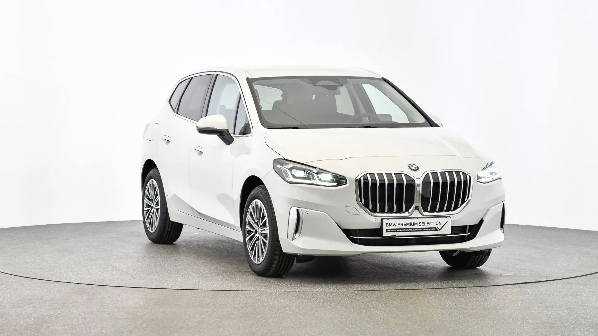 BMW 218 d Active Tourer Weiß - 2