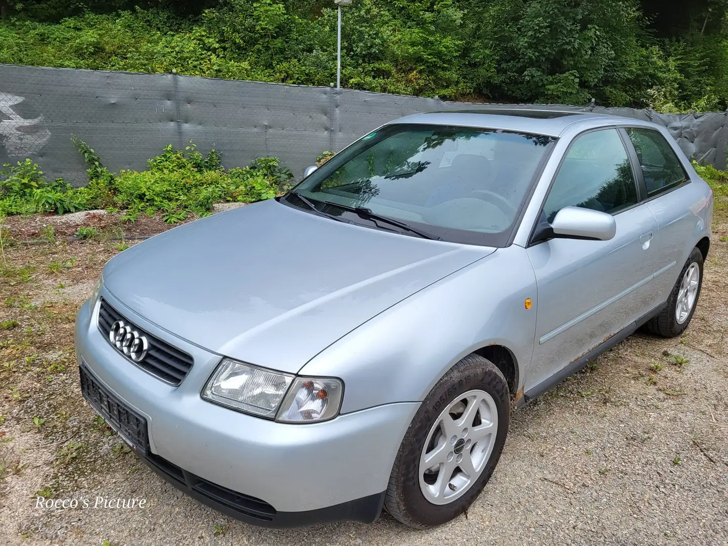 Audi A3 1.8 Attraction TÜV 11/2025 Срібний - 1