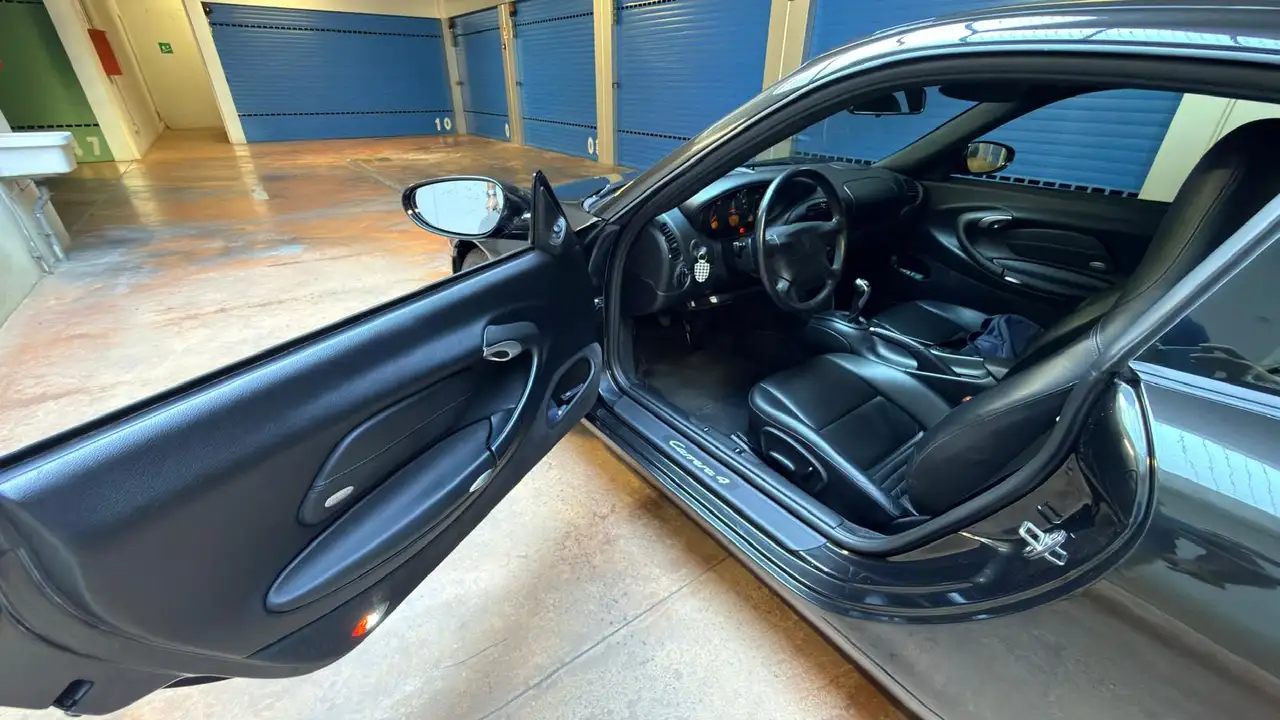 Porsche 996 Carrera 4, foto 10
