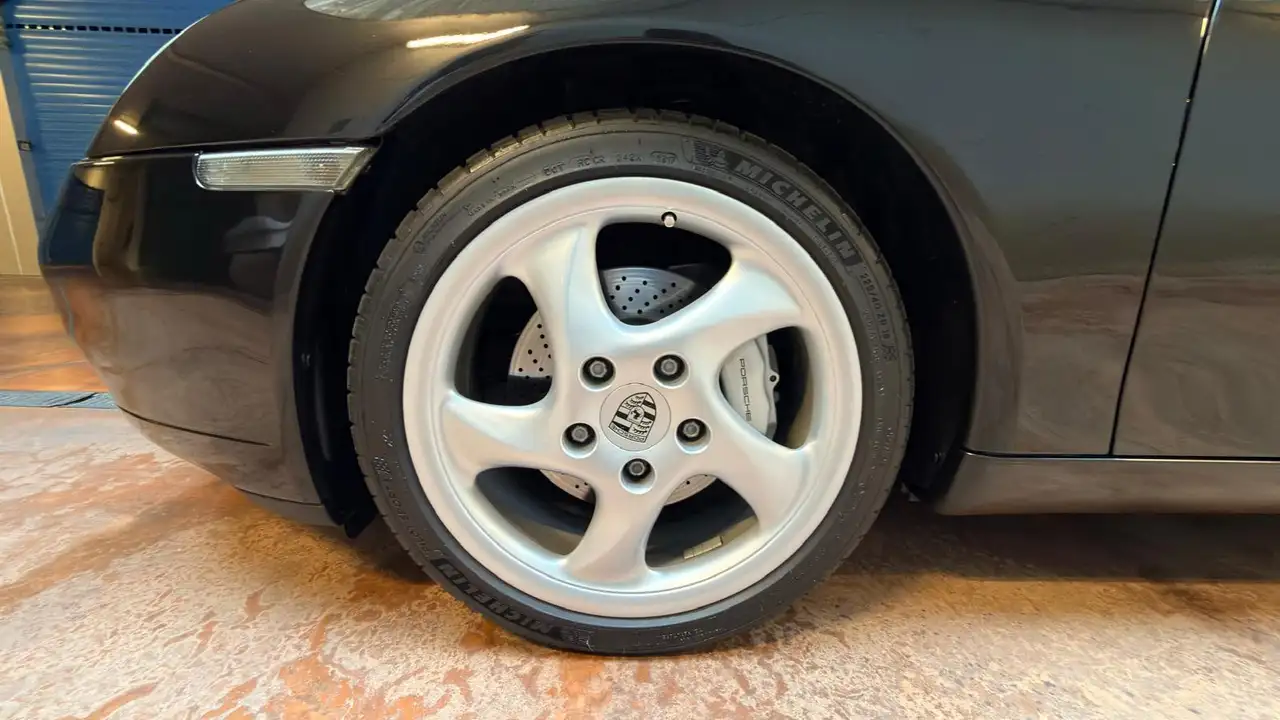 Porsche 996 Carrera 4, foto 12