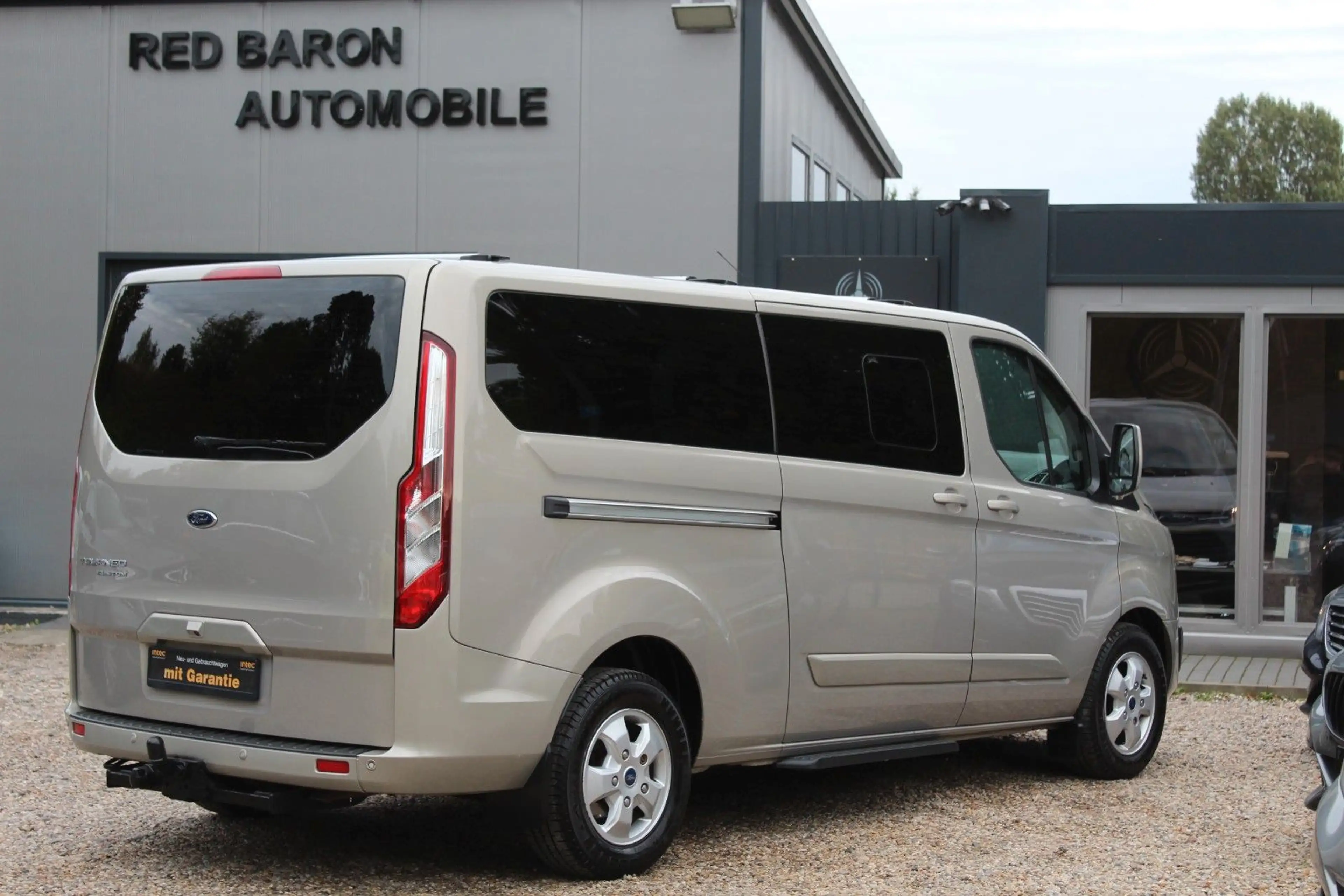 Ford Tourneo Custom Titanium 9-SITZER EURO-6 ANDROID — photo 4