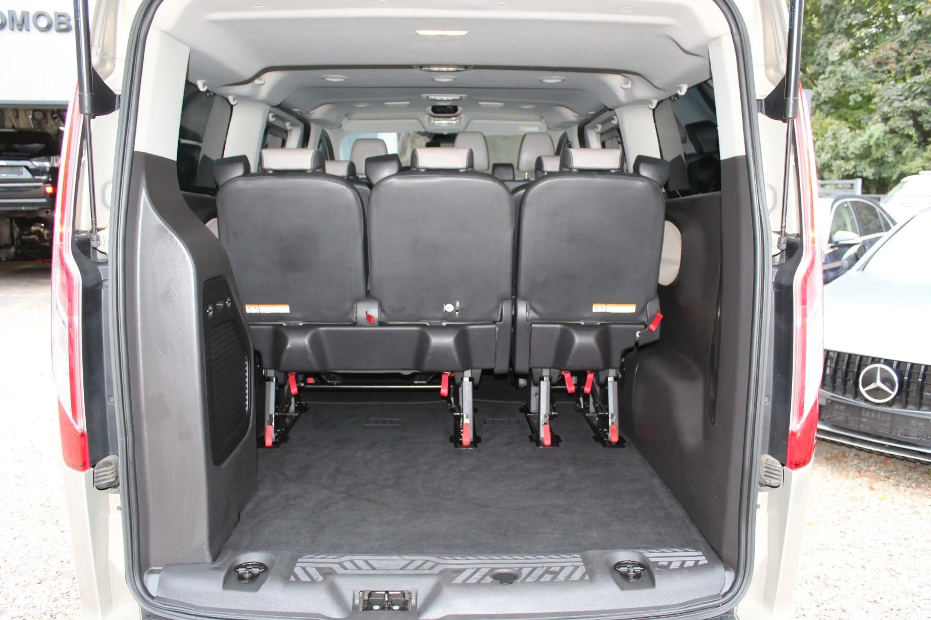 Ford Tourneo Custom Titanium 9-SITZER EURO-6 ANDROID — photo 33