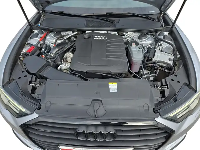 Audi A6 view 12