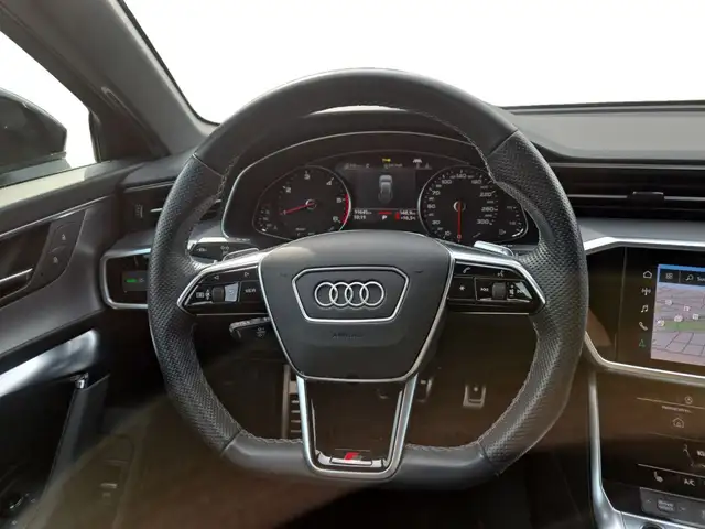 Audi A6 view 13