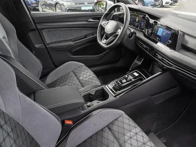 Volkswagen Golf view 8