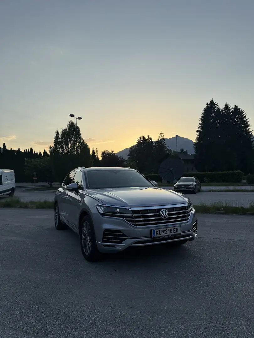 Volkswagen Touareg 4Motion V6 TDI SCR Aut. Silber - 1