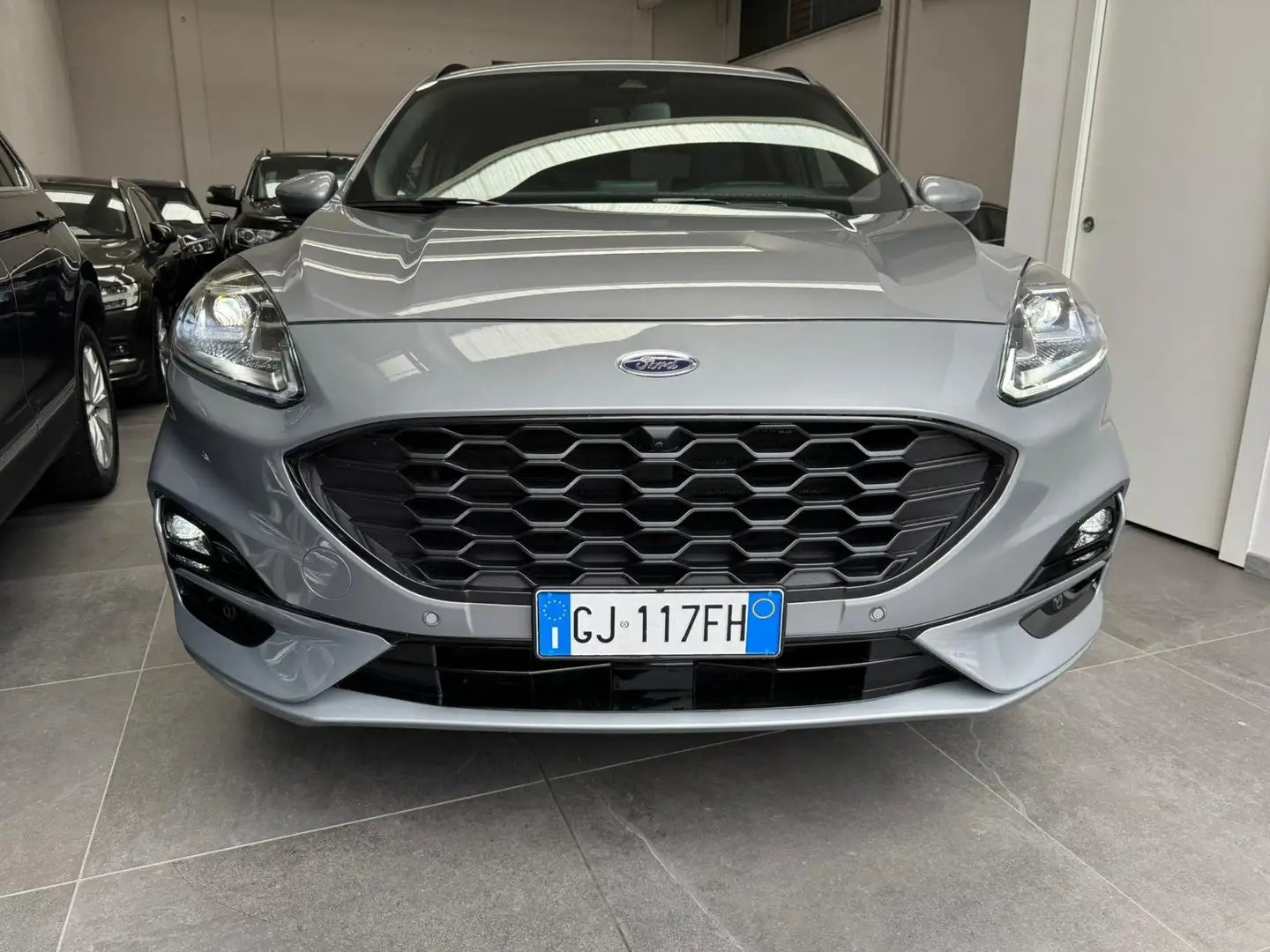 Ford Kuga Kuga 2.5 phev ST-Line X 2wd 225cv cvt Gris - 2