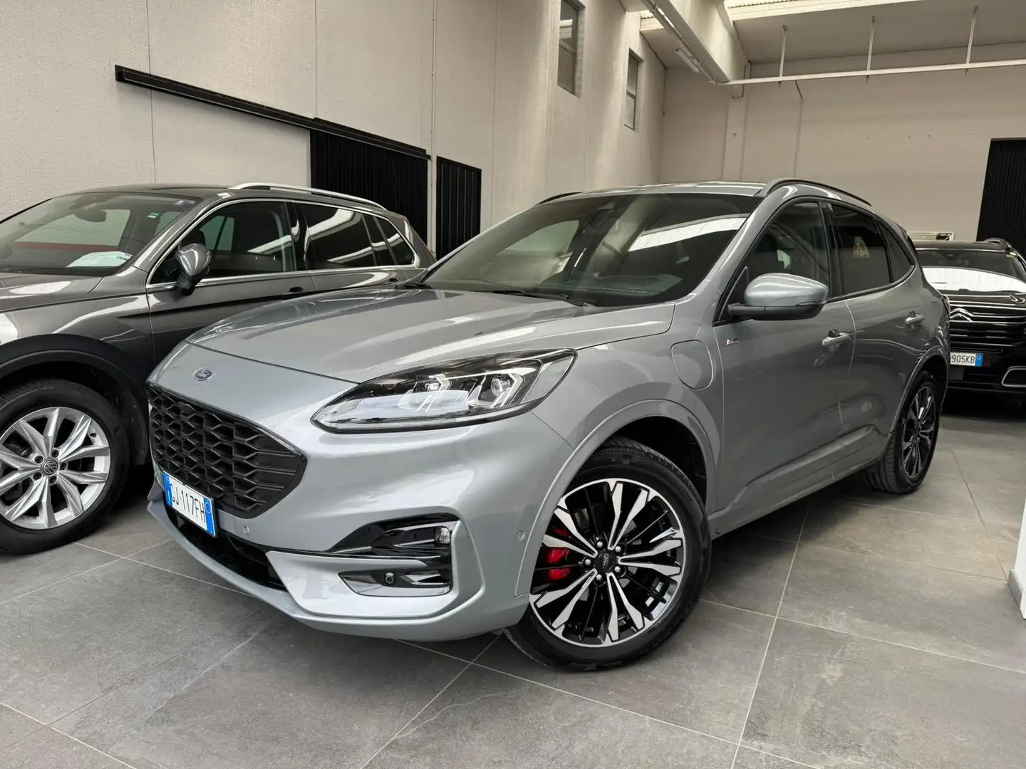 Ford Kuga Kuga 2.5 phev ST-Line X 2wd 225cv cvt Gris - 1