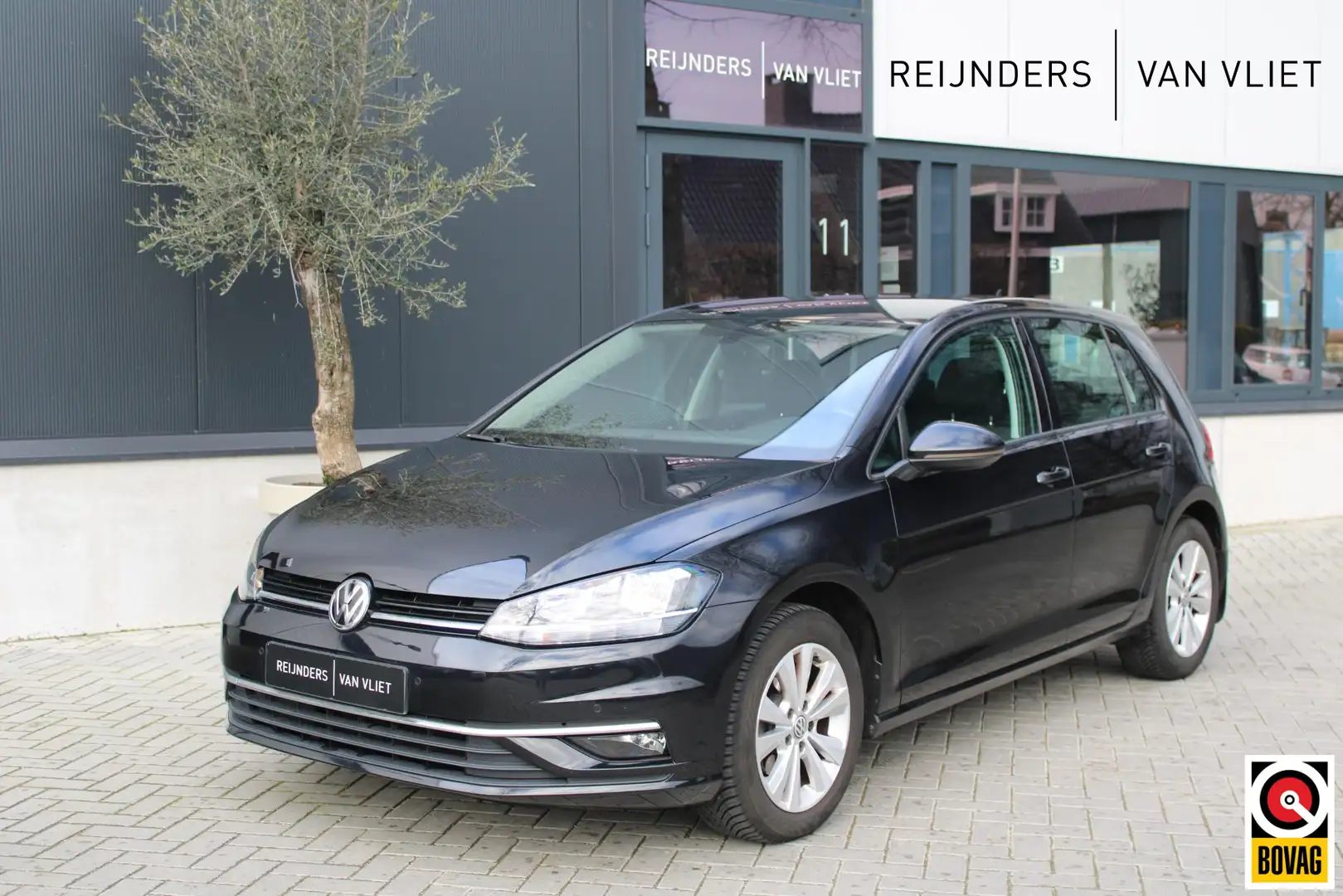 Volkswagen Golf 1.0 TSI Comfortline | Rear View Cam. | Trekhaak | Noir - 1