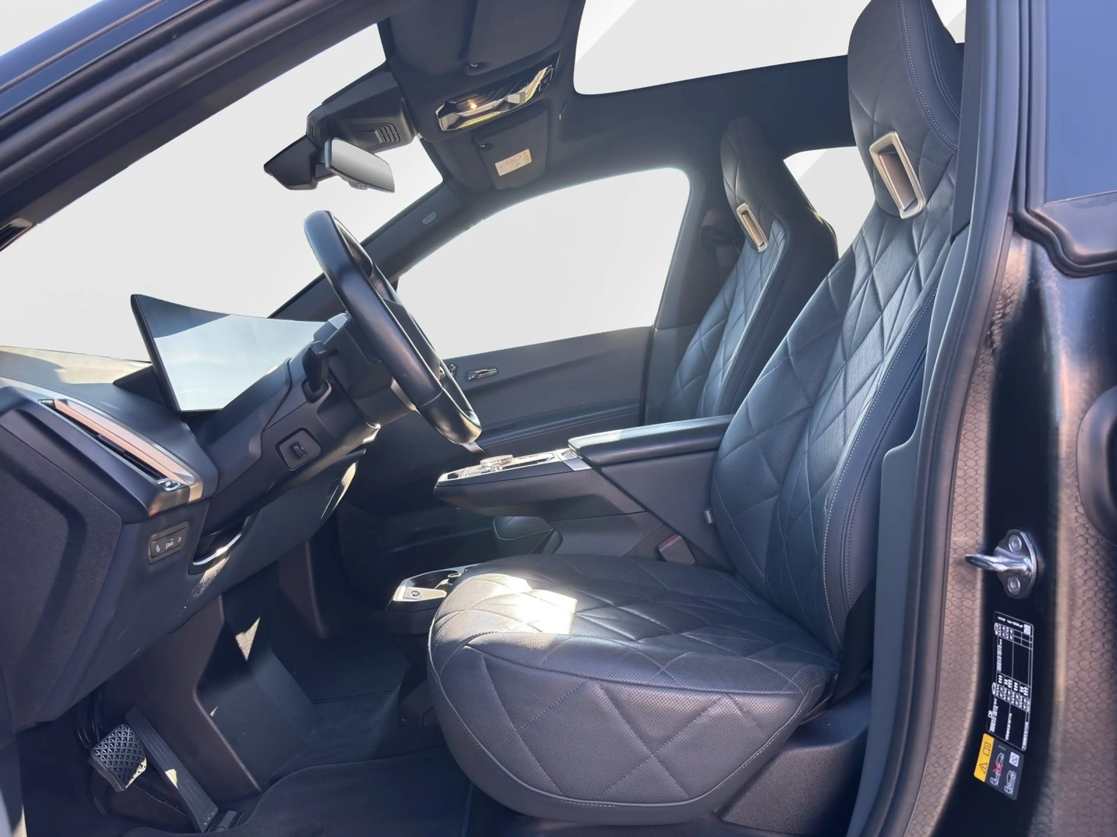 BMW iX xDrive40 Sportpaket | AHK | Driv.Assist. Prof. | P — photo 13