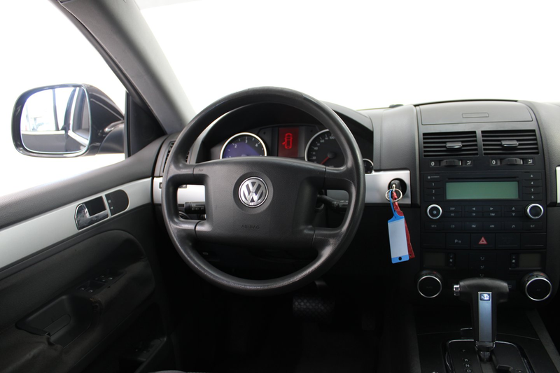 Volkswagen Touareg R5 TDI D-PF — photo 6