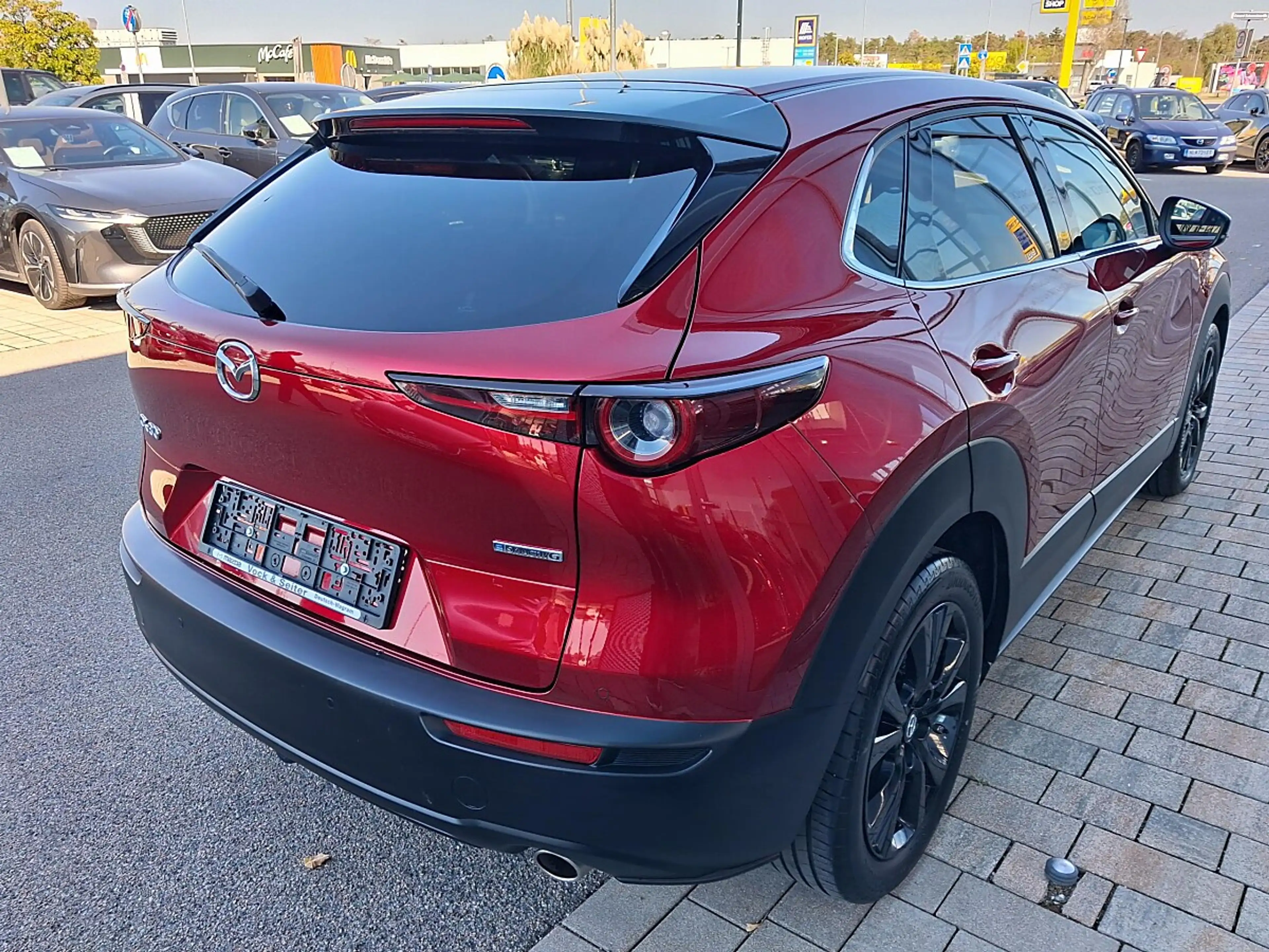 Mazda CX-30 e-Skyactive G122 Homura — photo 2