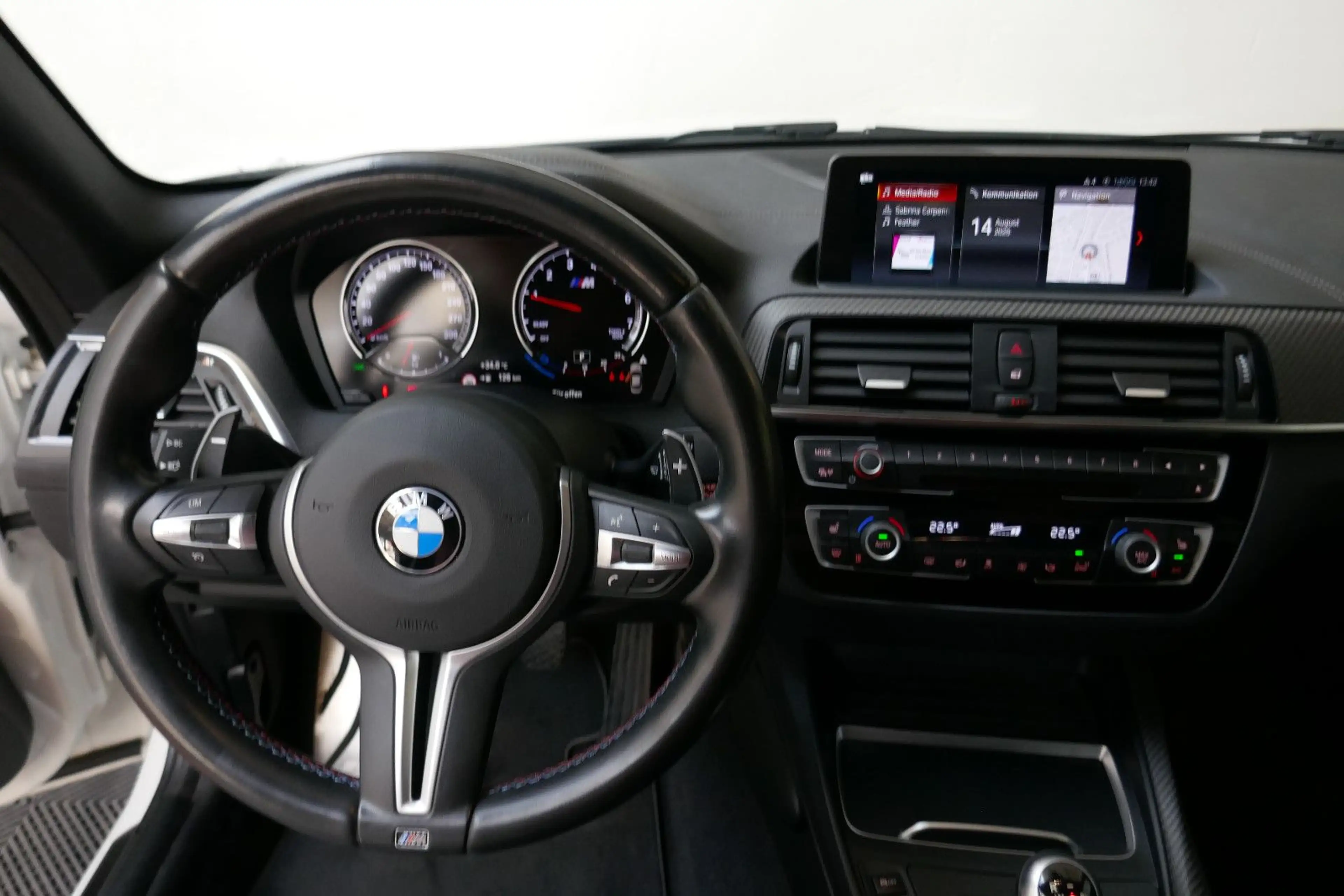 BMW M2 Coupe *Klappe*Laut*Harman Kardon* — photo 9