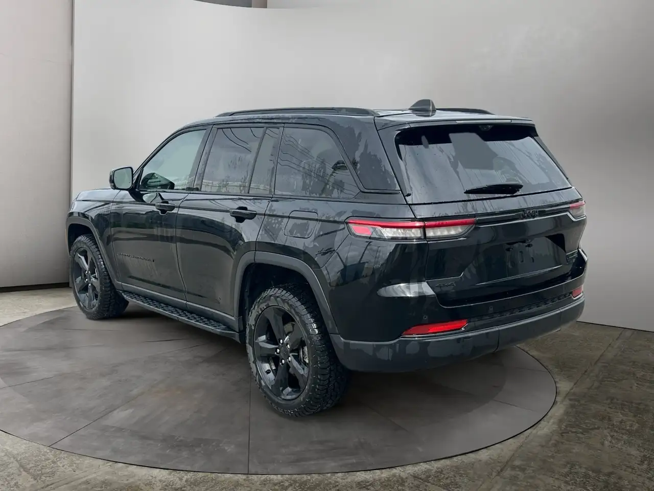 Jeep Grand Cherokee снимка Jeep Grand Cherokee