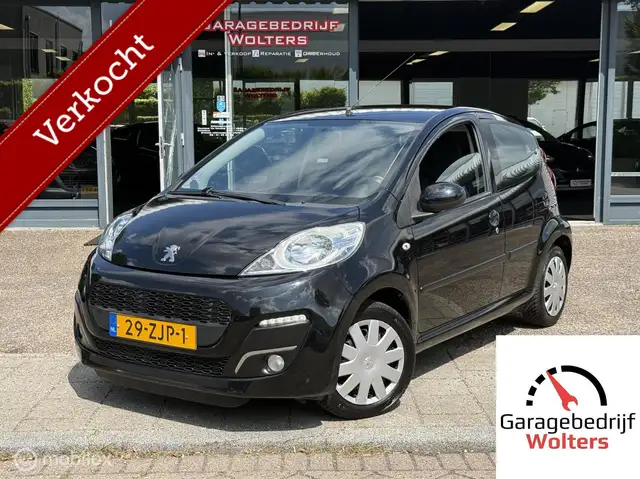 Peugeot 107 1.0 Black & Silver airco nw banden 4seizoen 5drs
