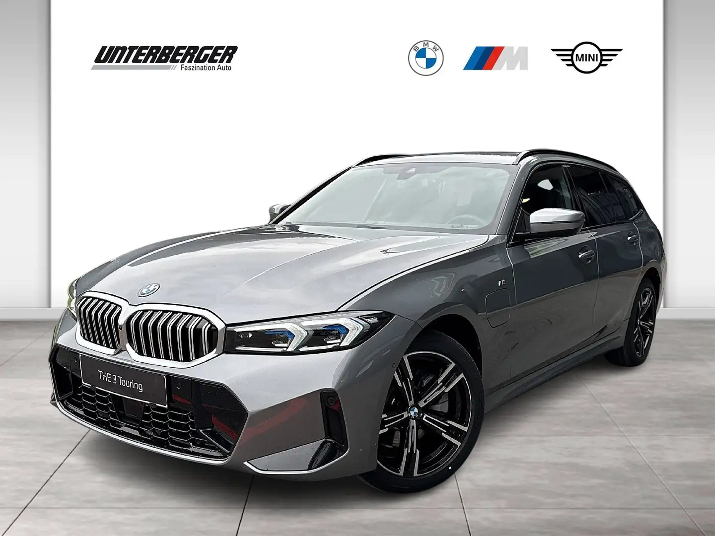 BMW 330 e xDrive Touring | Komfort Paket | Inno. Paket | A Grau - 1
