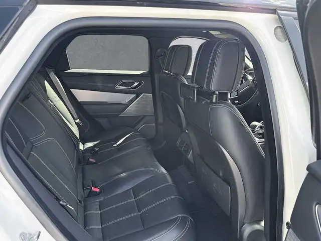 Land Rover Range Rover Velar view 5